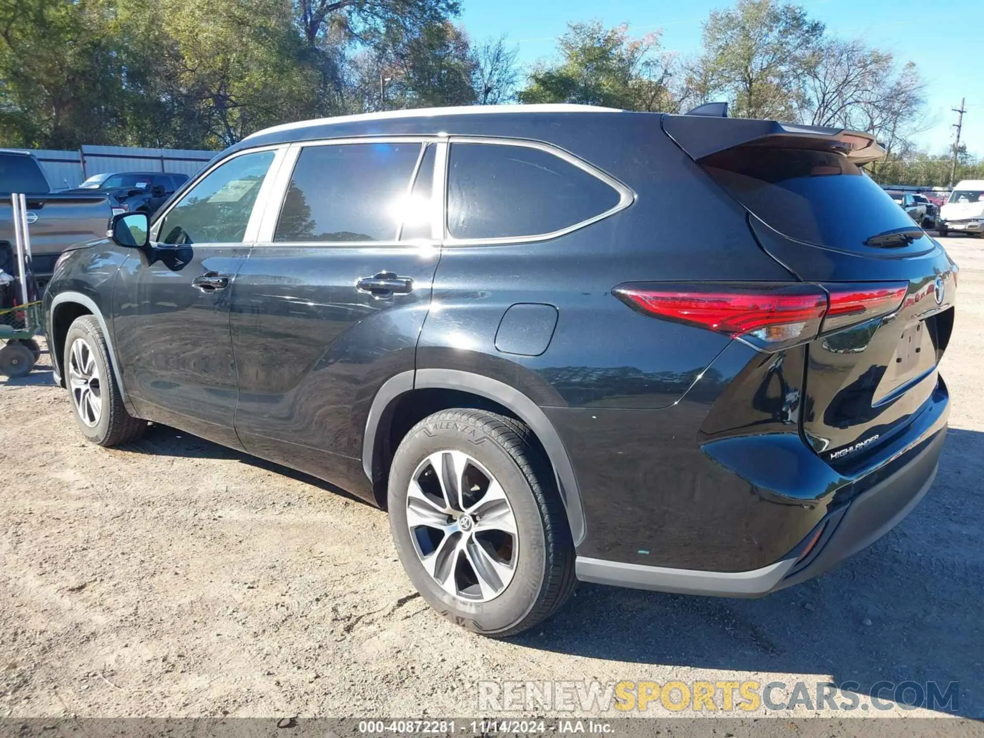 3 Фотография поврежденного автомобиля 5TDKDRAH9PS038629 TOYOTA HIGHLANDER 2023