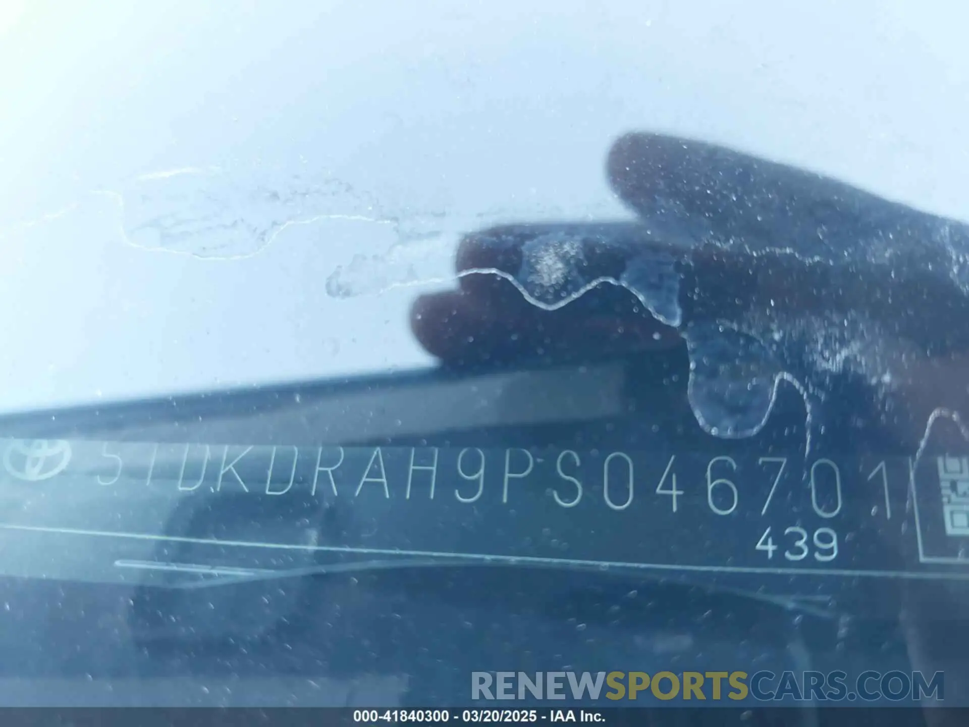 9 Фотография поврежденного автомобиля 5TDKDRAH9PS046701 TOYOTA HIGHLANDER 2023