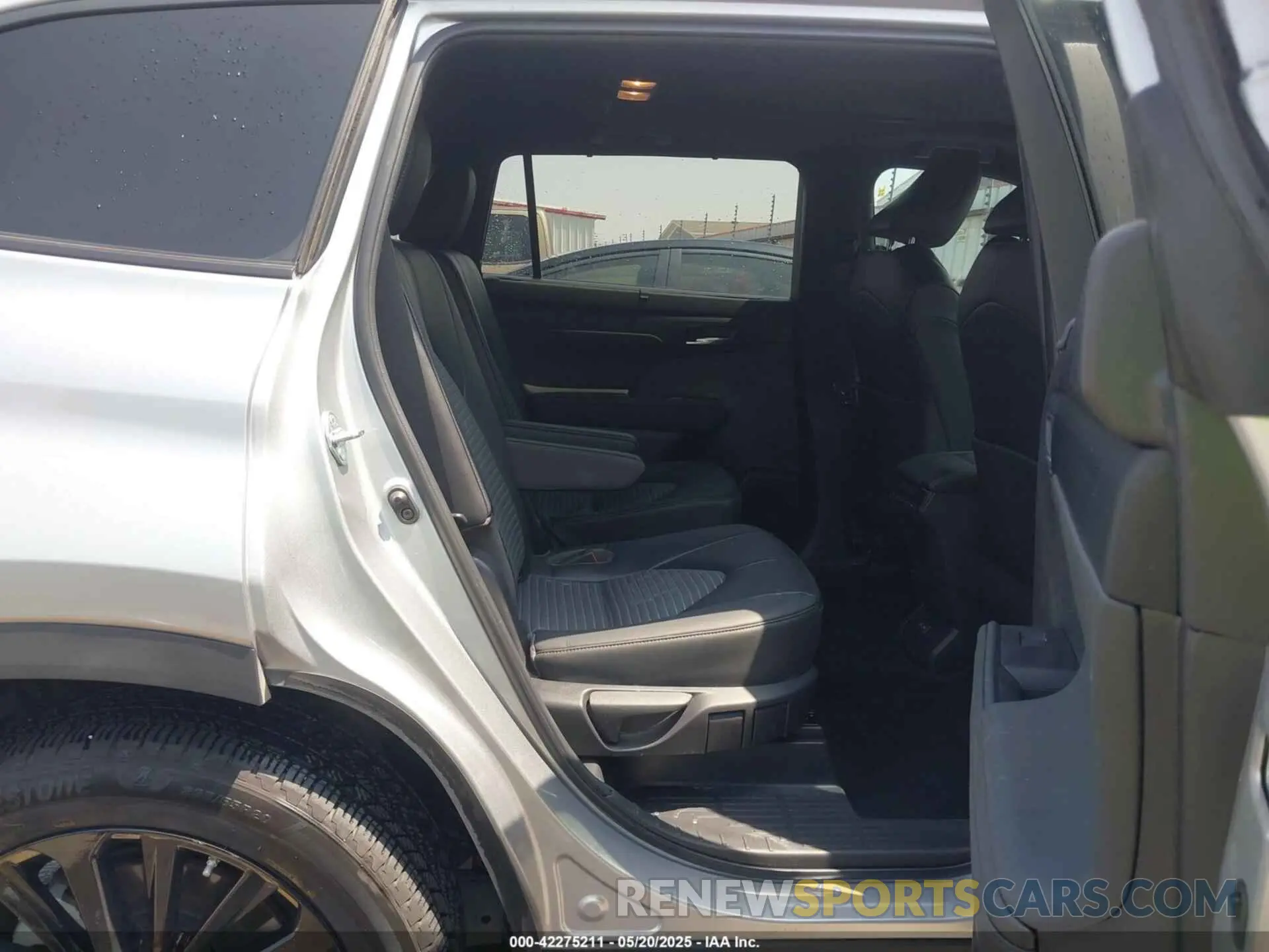 8 Фотография поврежденного автомобиля 5TDKDRAHXPS016140 TOYOTA HIGHLANDER 2023