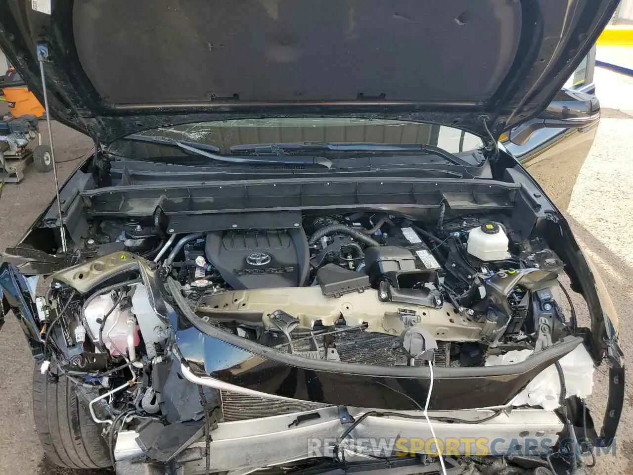 11 Photograph of a damaged car 5TDKDRAHXPS039806 TOYOTA HIGHLANDER 2023