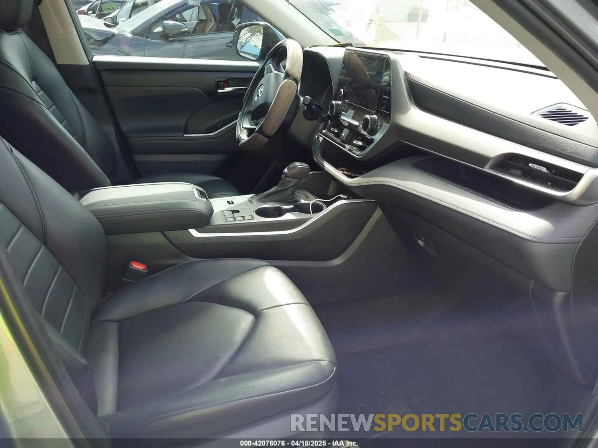 5 Фотография поврежденного автомобиля 5TDKDRAHXPS504973 TOYOTA HIGHLANDER 2023