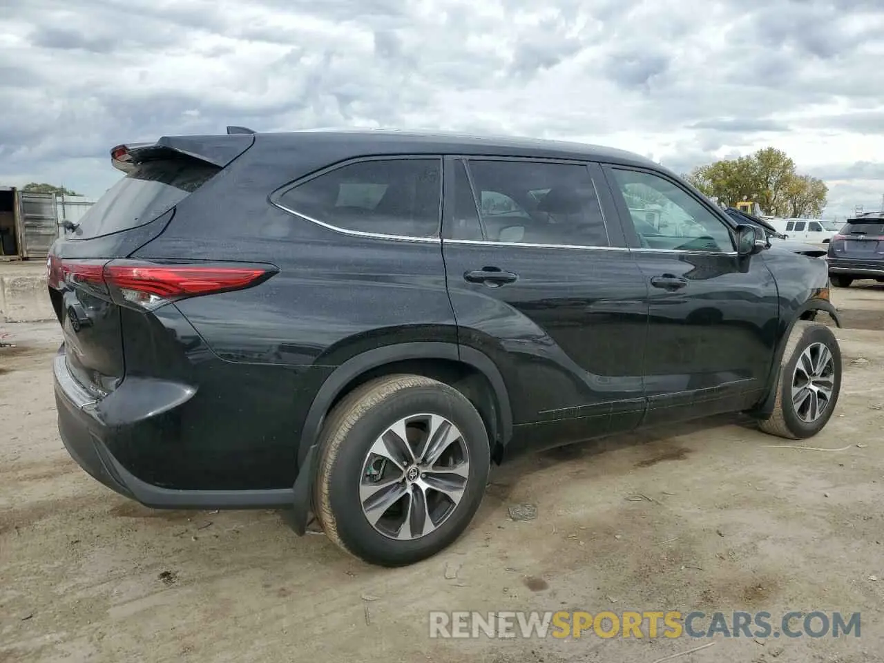 3 Фотография поврежденного автомобиля 5TDKDRBH0PS027470 TOYOTA HIGHLANDER 2023