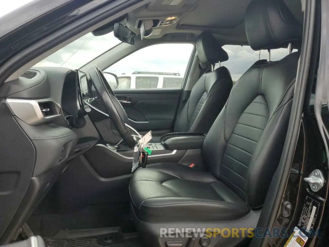 7 Фотография поврежденного автомобиля 5TDKDRBH0PS027470 TOYOTA HIGHLANDER 2023