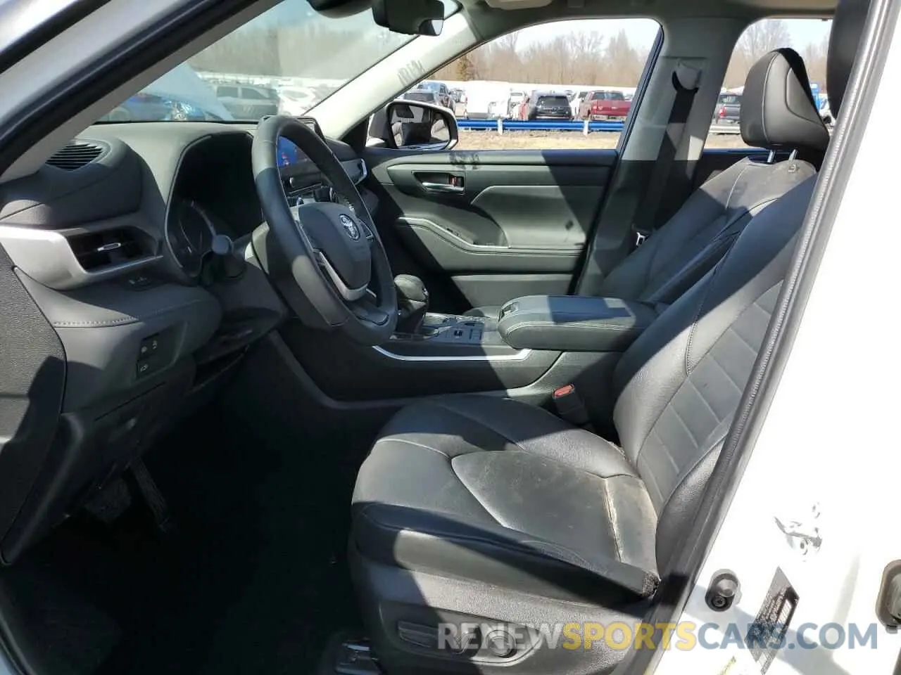 7 Фотография поврежденного автомобиля 5TDKDRBH1PS009009 TOYOTA HIGHLANDER 2023