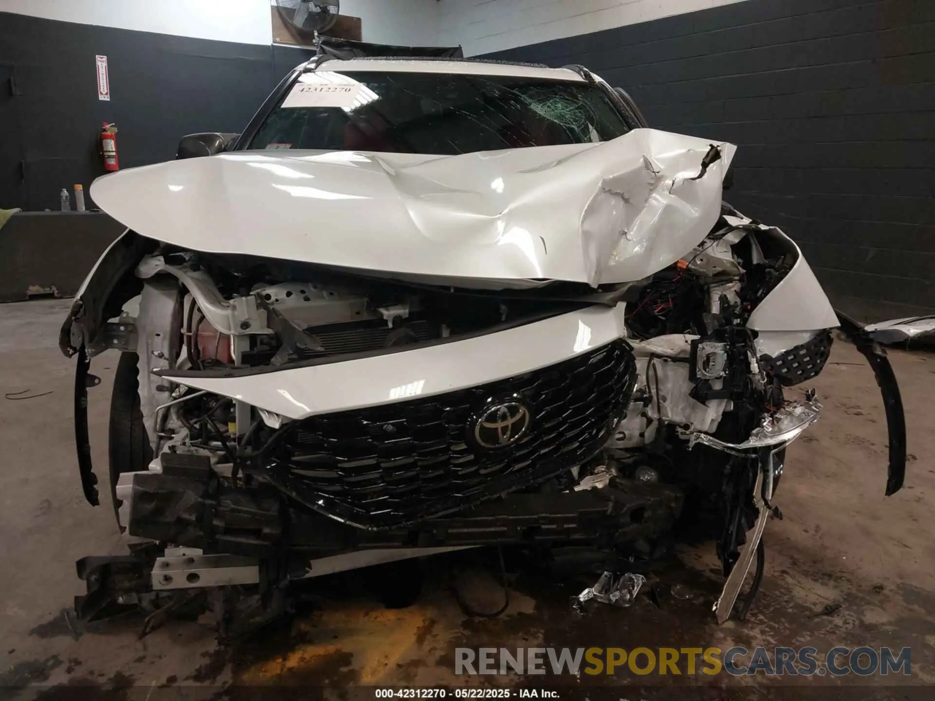 6 Фотография поврежденного автомобиля 5TDKDRBH1PS019040 TOYOTA HIGHLANDER 2023