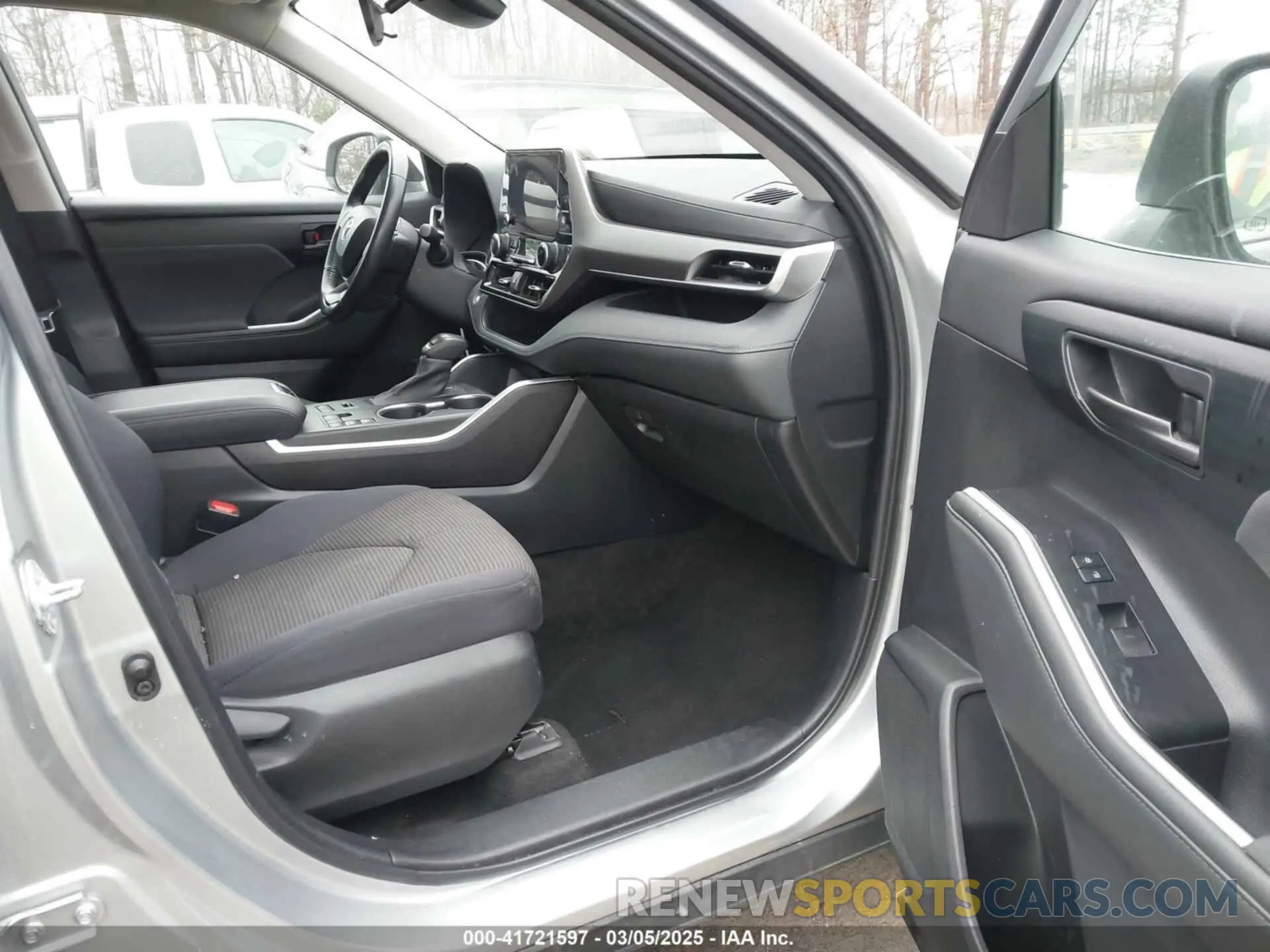 5 Фотография поврежденного автомобиля 5TDKDRBH2PS015689 TOYOTA HIGHLANDER 2023