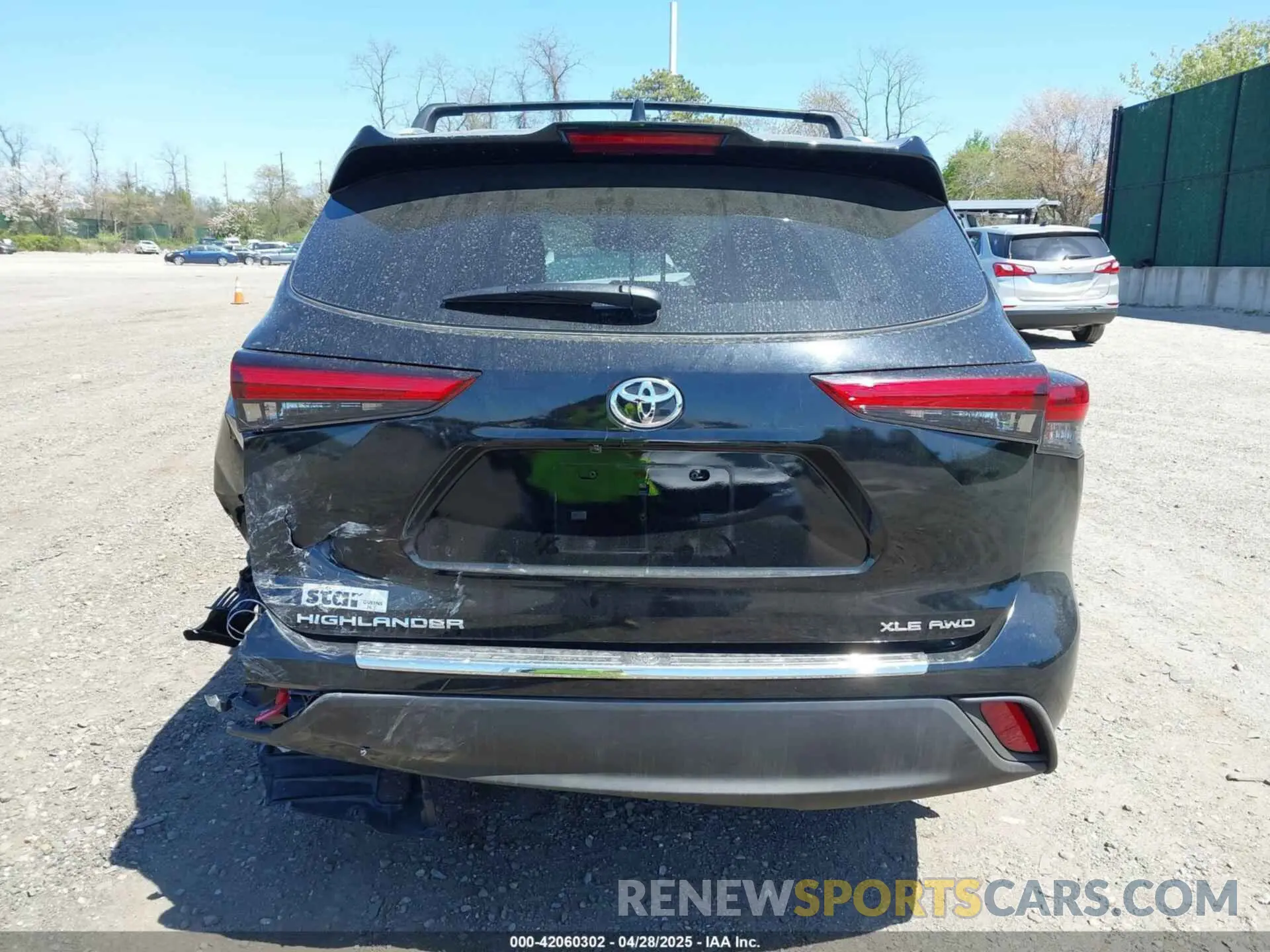 16 Photograph of a damaged car 5TDKDRBH2PS018091 TOYOTA HIGHLANDER 2023