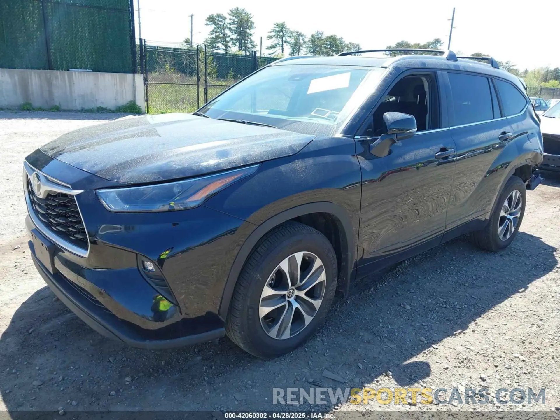 2 Photograph of a damaged car 5TDKDRBH2PS018091 TOYOTA HIGHLANDER 2023