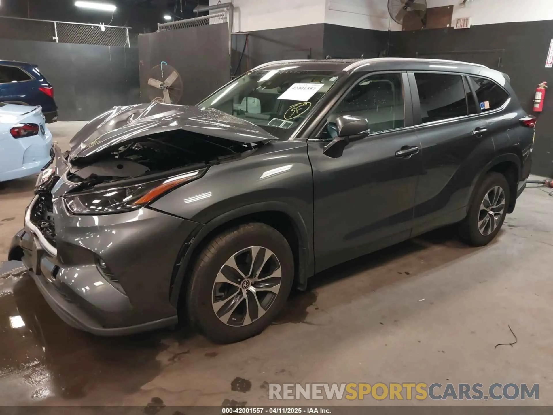 2 Photograph of a damaged car 5TDKDRBH2PS022528 TOYOTA HIGHLANDER 2023