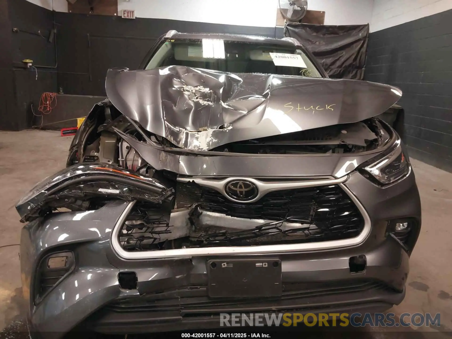 6 Photograph of a damaged car 5TDKDRBH2PS022528 TOYOTA HIGHLANDER 2023