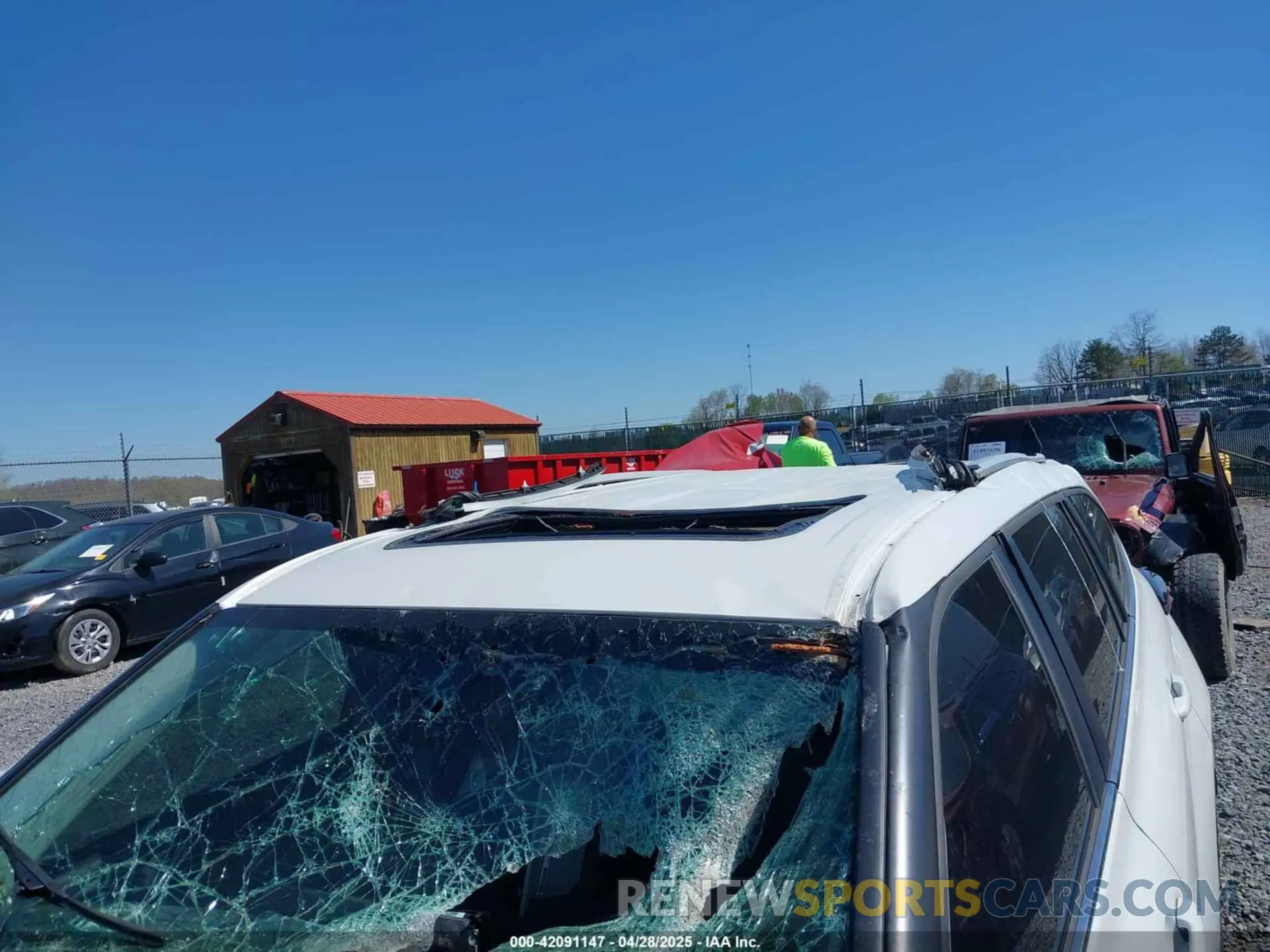 17 Фотография поврежденного автомобиля 5TDKDRBH2PS041970 TOYOTA HIGHLANDER 2023