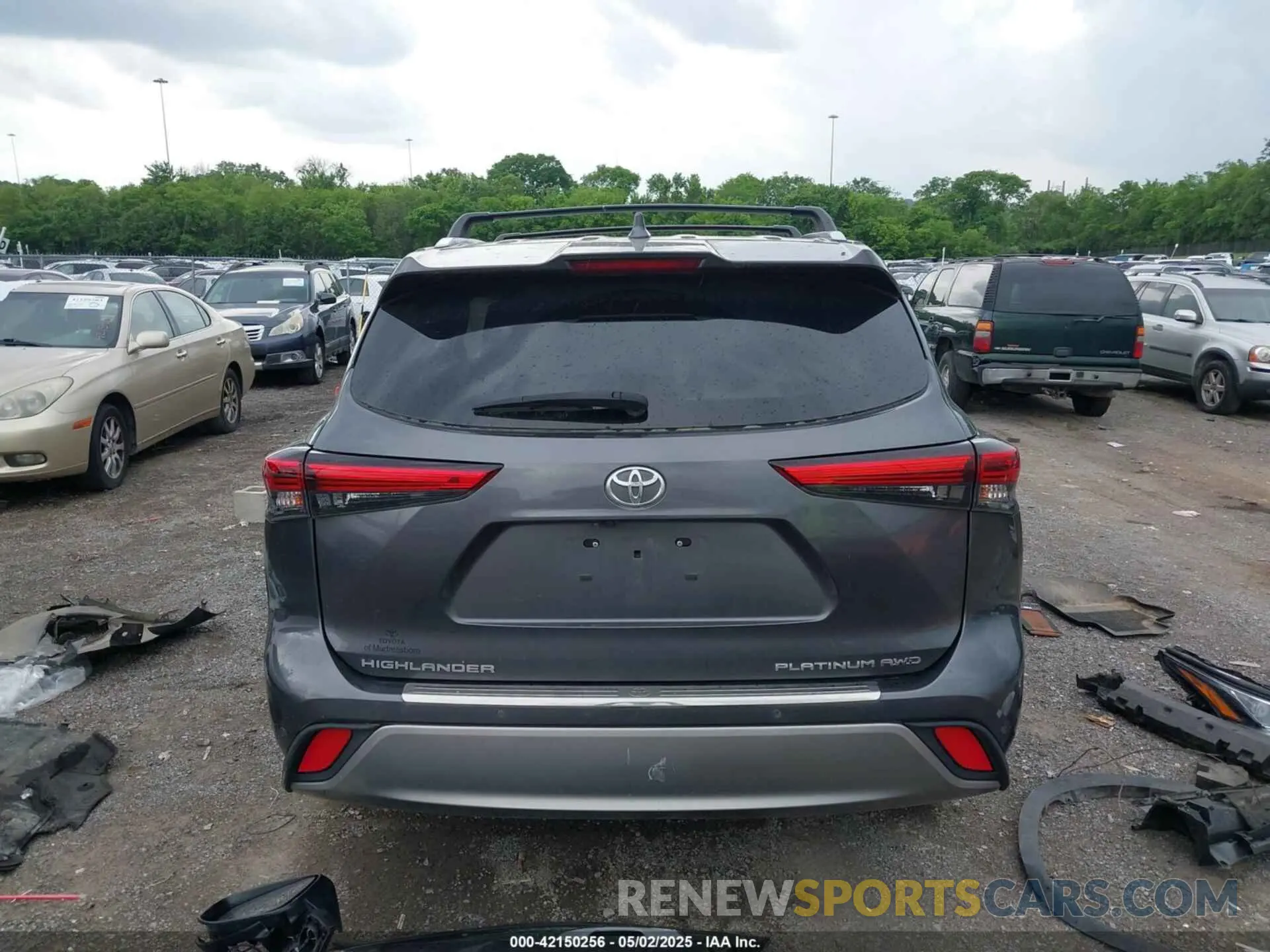 16 Photograph of a damaged car 5TDKDRBH2PS510149 TOYOTA HIGHLANDER 2023