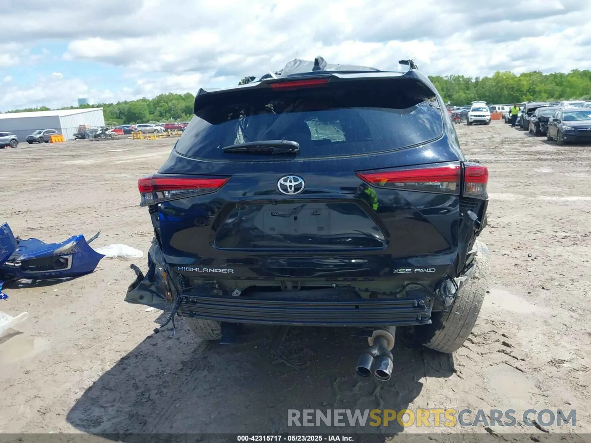 15 Photograph of a damaged car 5TDKDRBH2PS523855 TOYOTA HIGHLANDER 2023