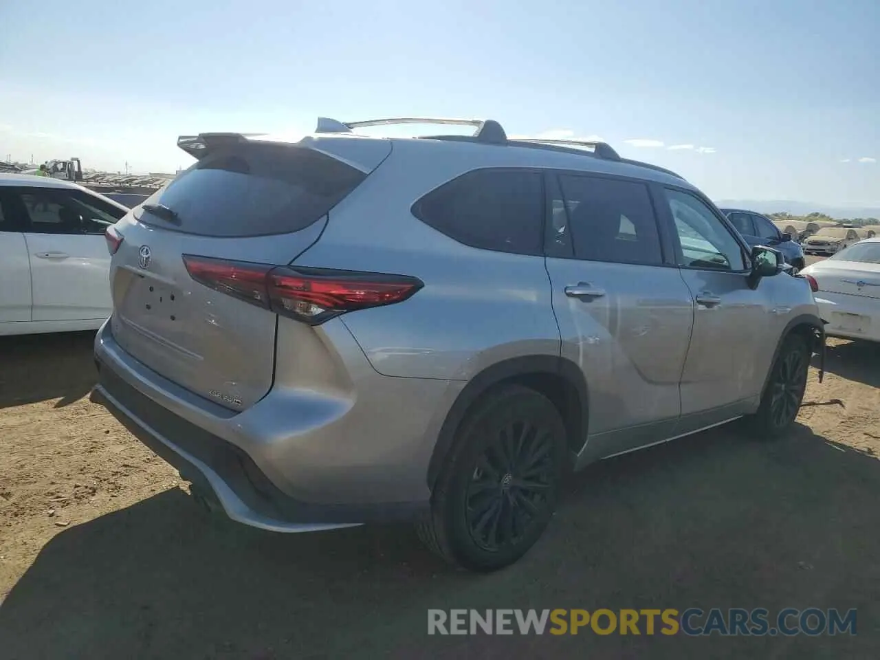 3 Фотография поврежденного автомобиля 5TDKDRBH2PS525637 TOYOTA HIGHLANDER 2023