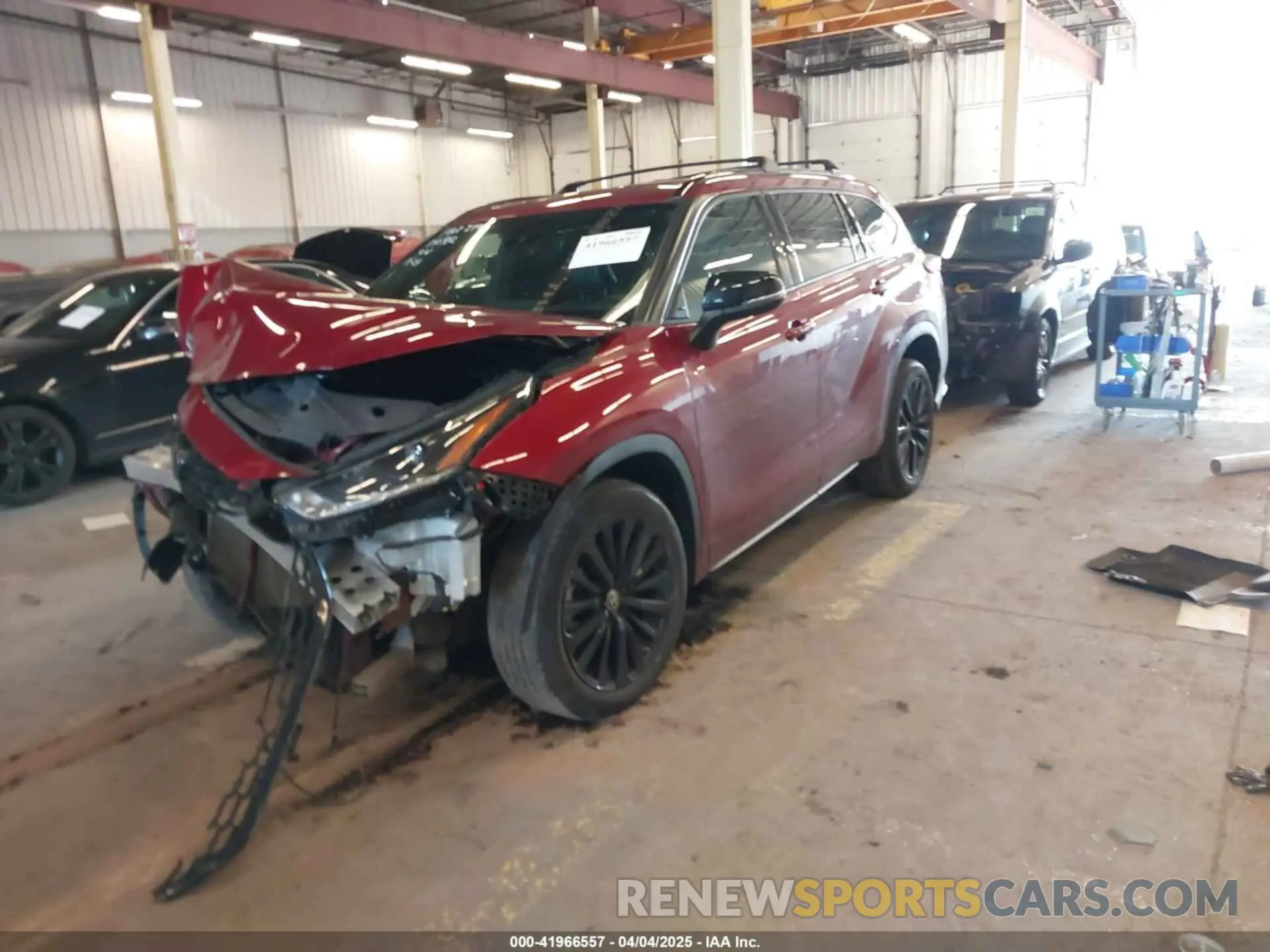 2 Фотография поврежденного автомобиля 5TDKDRBH3PS509530 TOYOTA HIGHLANDER 2023