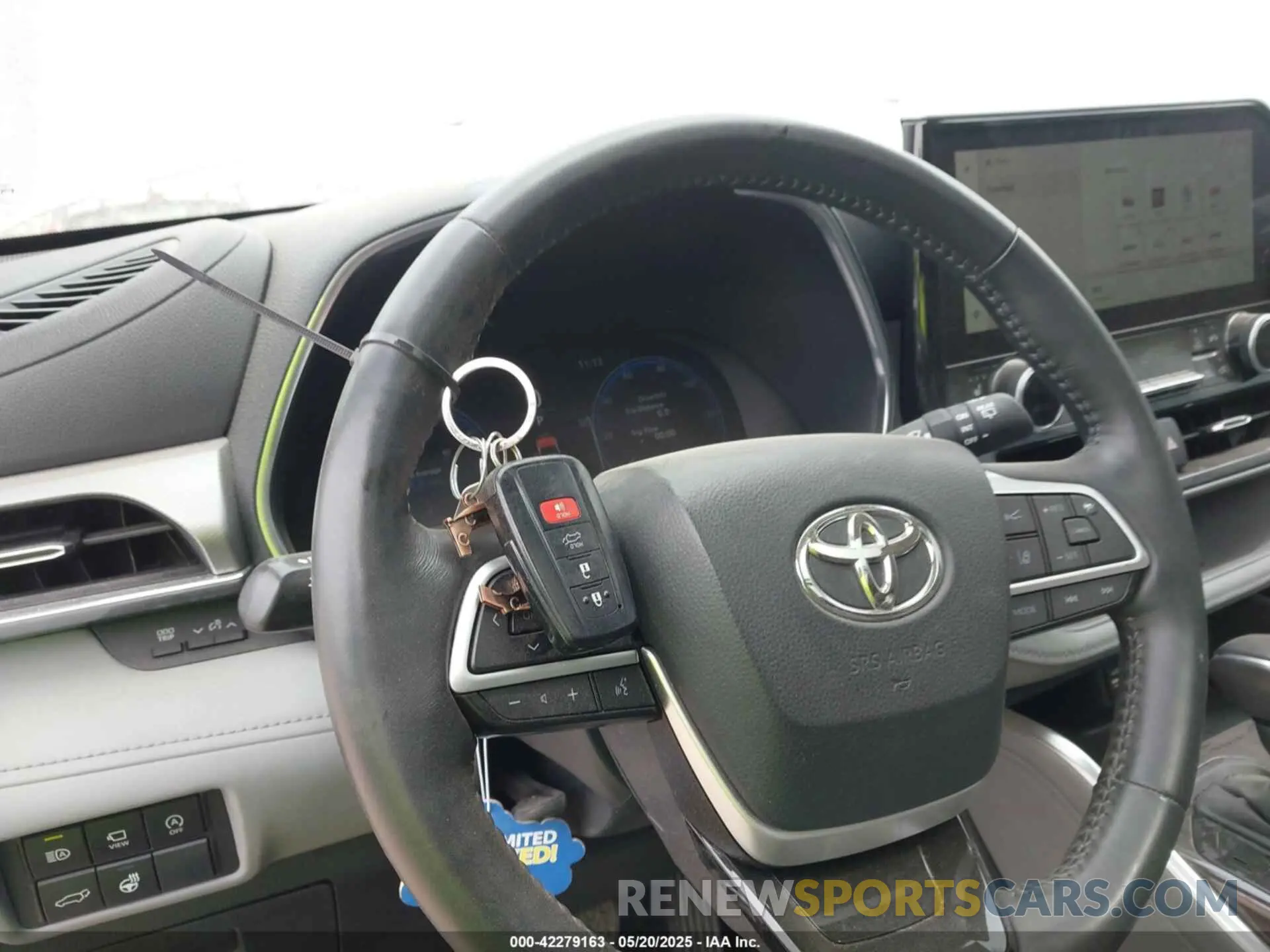 11 Фотография поврежденного автомобиля 5TDKDRBH4PS000921 TOYOTA HIGHLANDER 2023