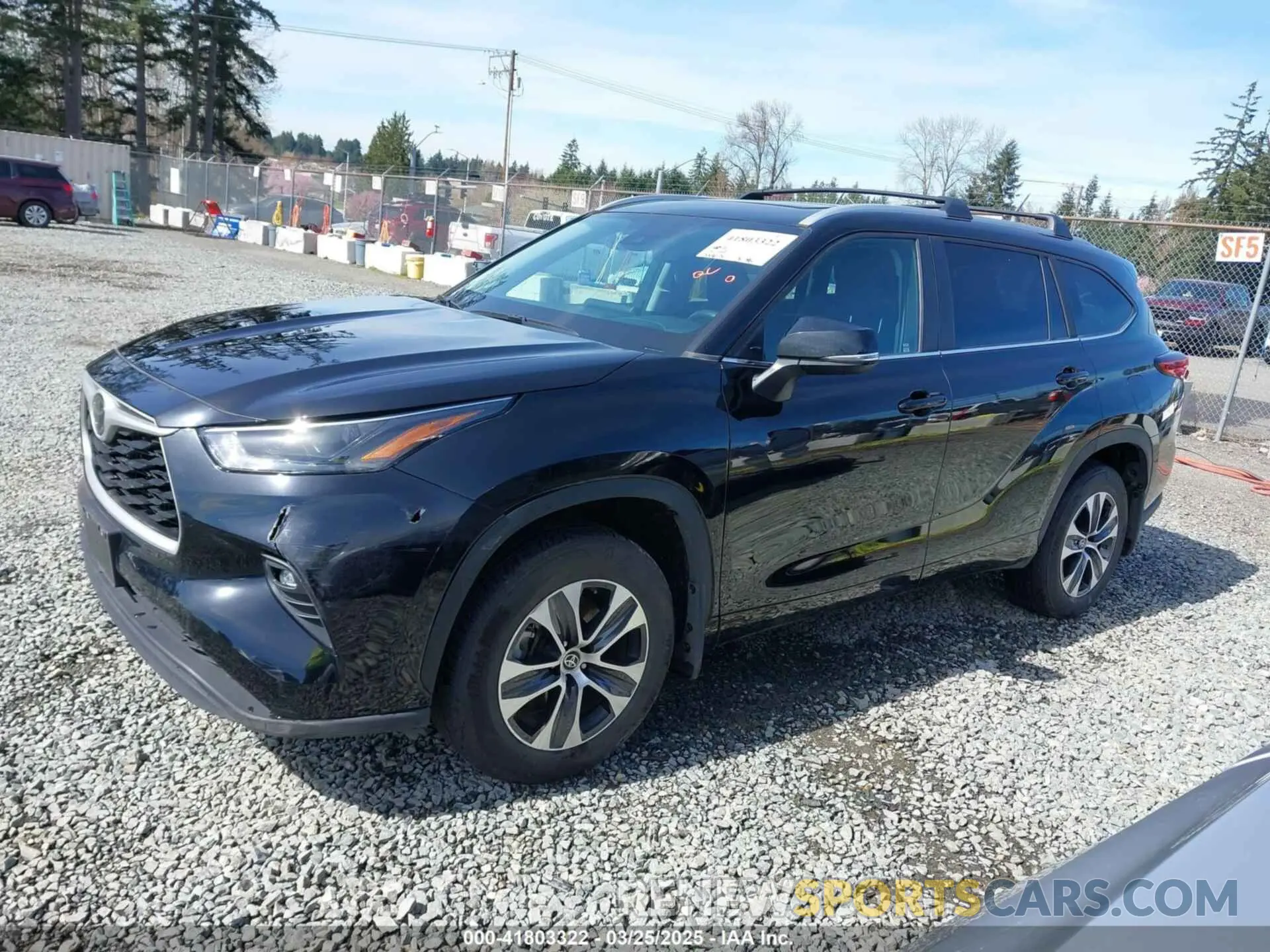14 Photograph of a damaged car 5TDKDRBH4PS028847 TOYOTA HIGHLANDER 2023