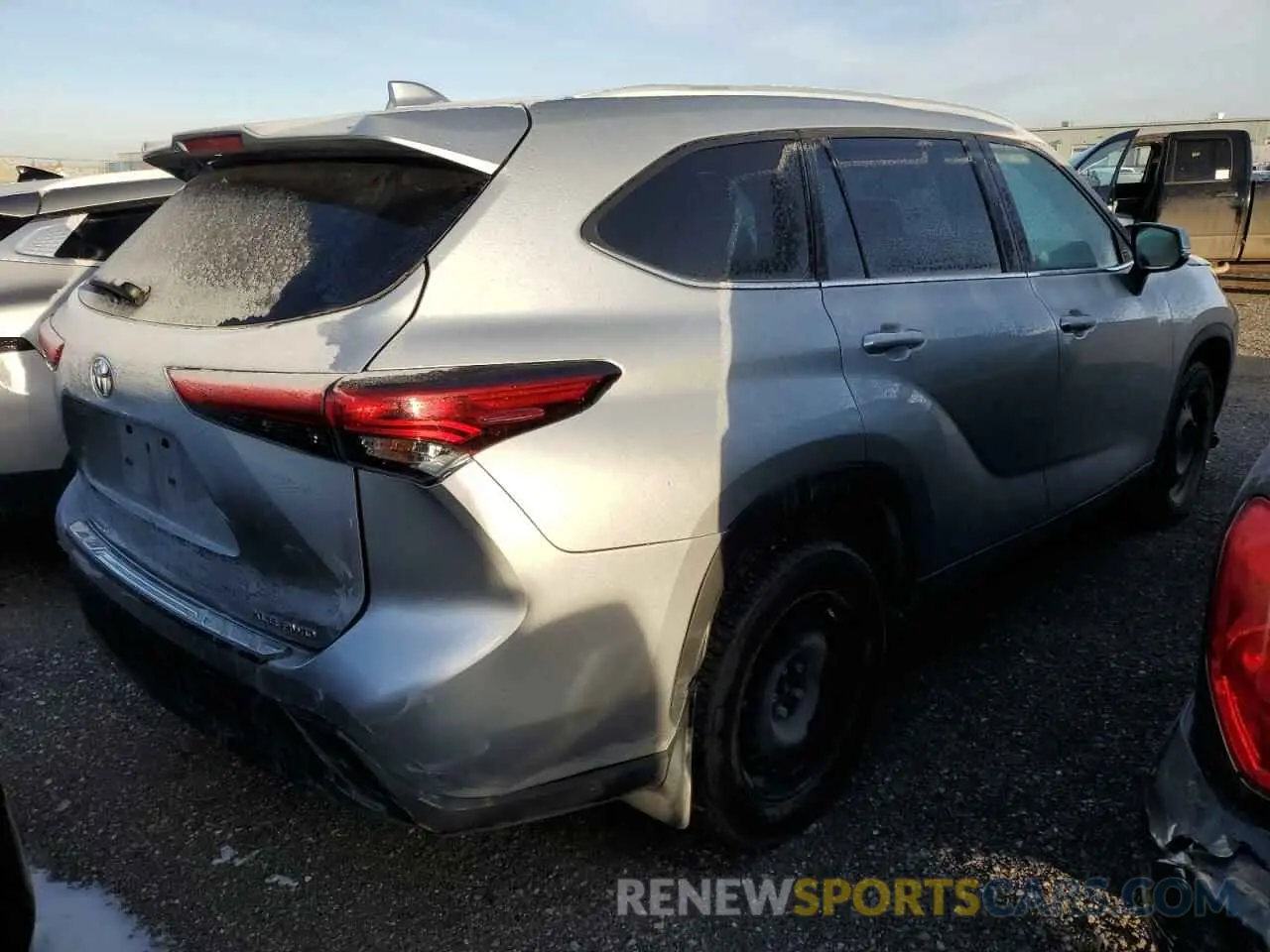 3 Фотография поврежденного автомобиля 5TDKDRBH4PS030677 TOYOTA HIGHLANDER 2023