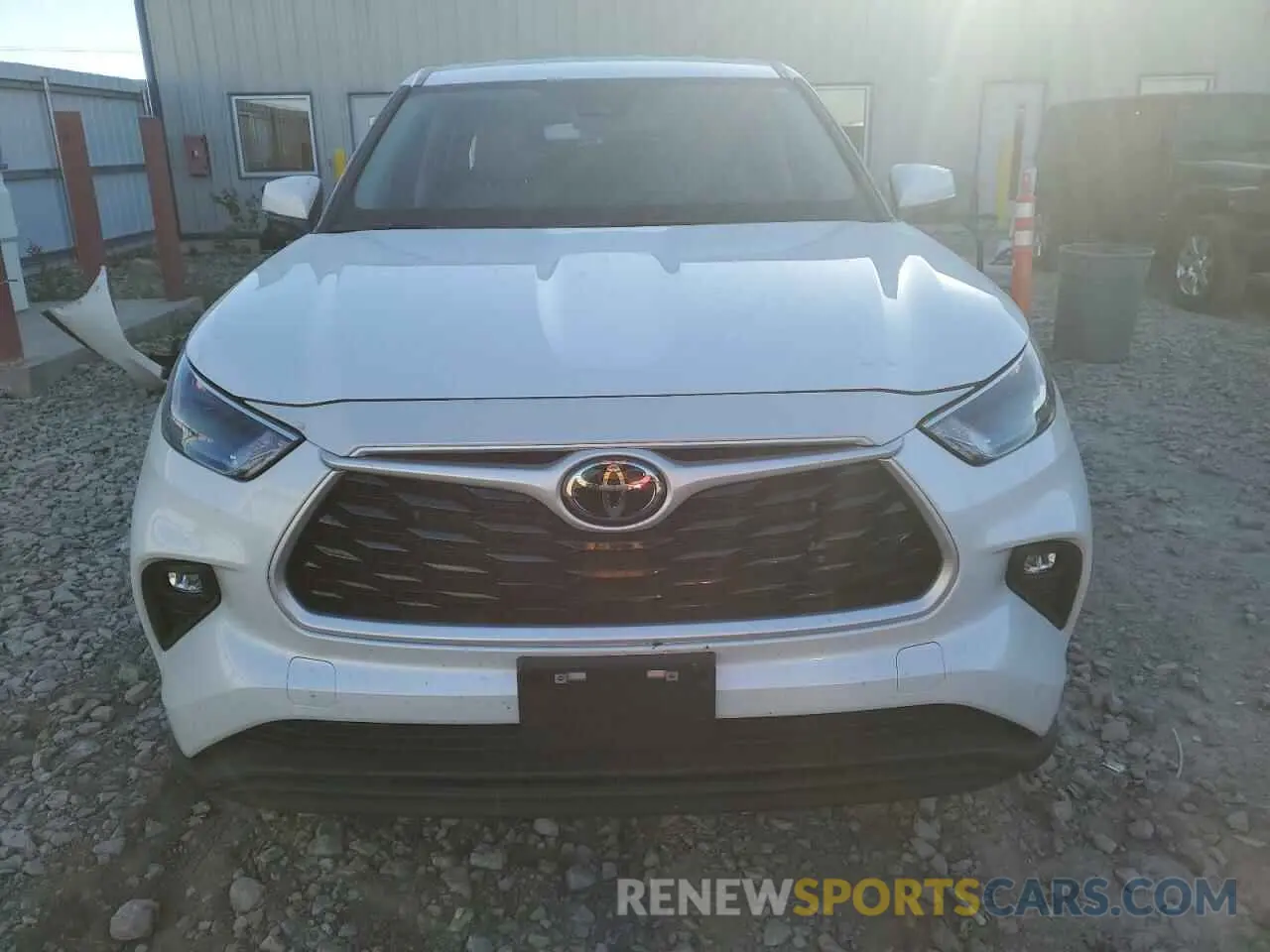 5 Photograph of a damaged car 5TDKDRBH4PS033742 TOYOTA HIGHLANDER 2023