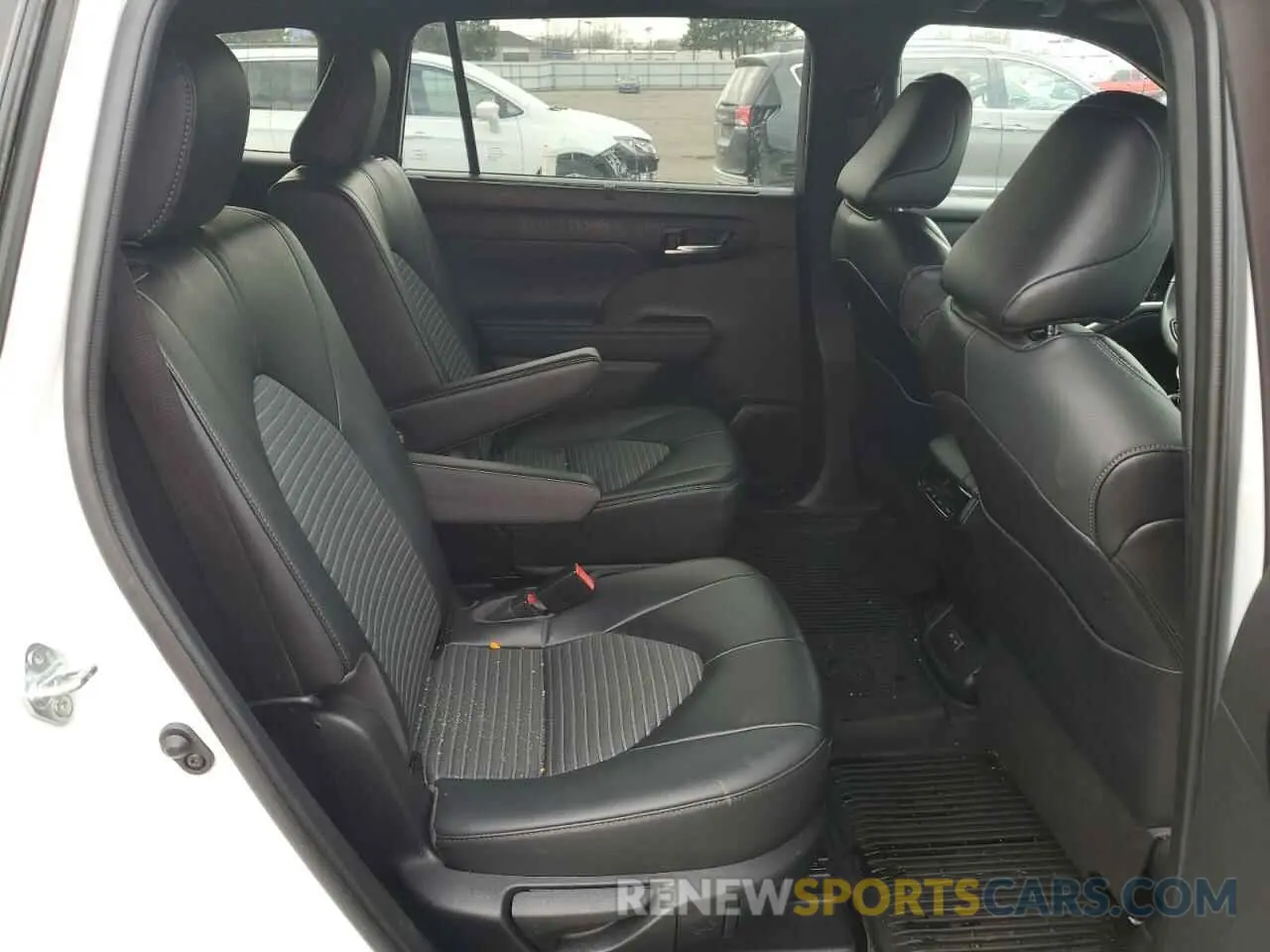 11 Фотография поврежденного автомобиля 5TDKDRBH4PS508354 TOYOTA HIGHLANDER 2023
