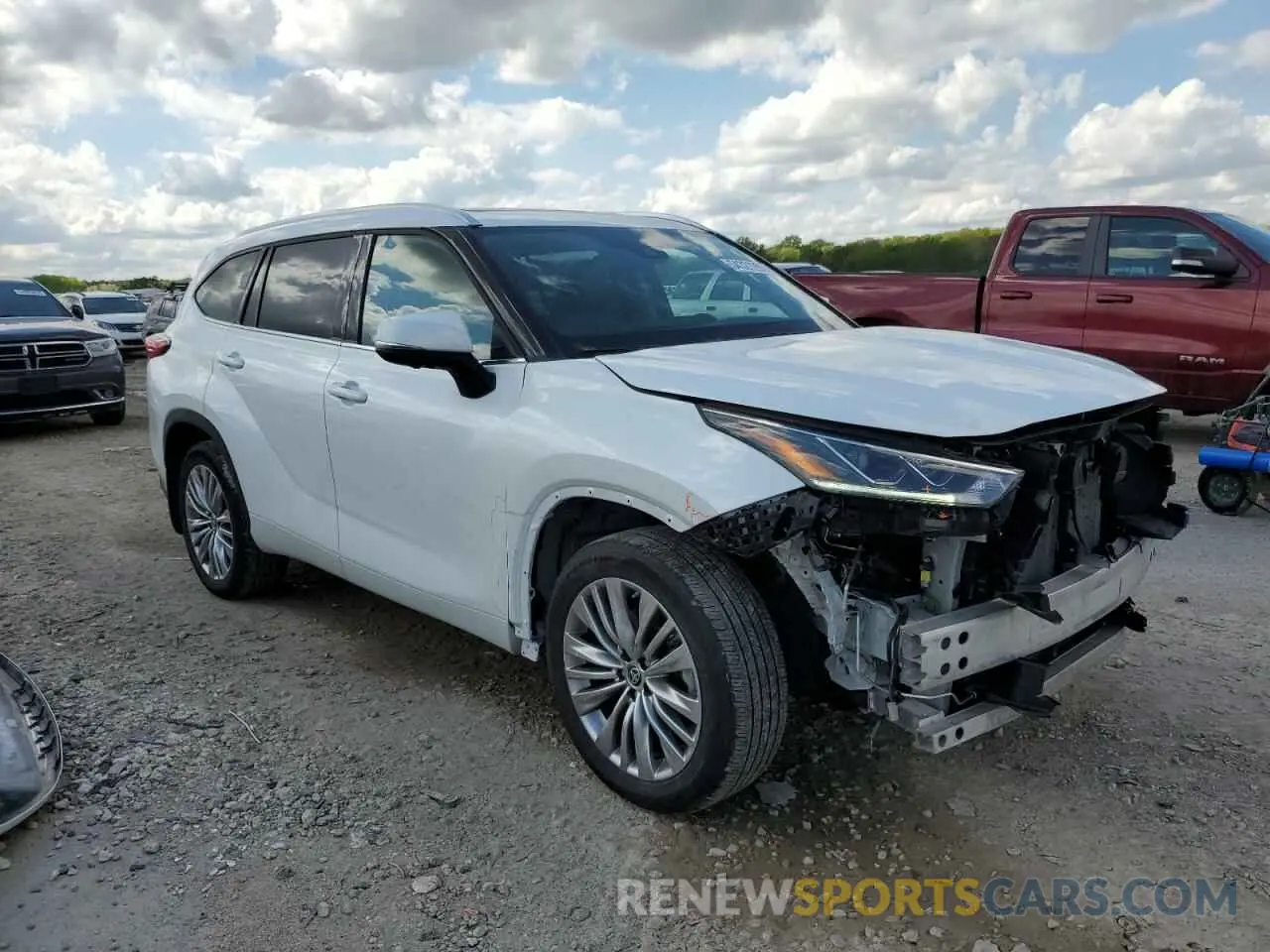 4 Photograph of a damaged car 5TDKDRBH4PS510752 TOYOTA HIGHLANDER 2023