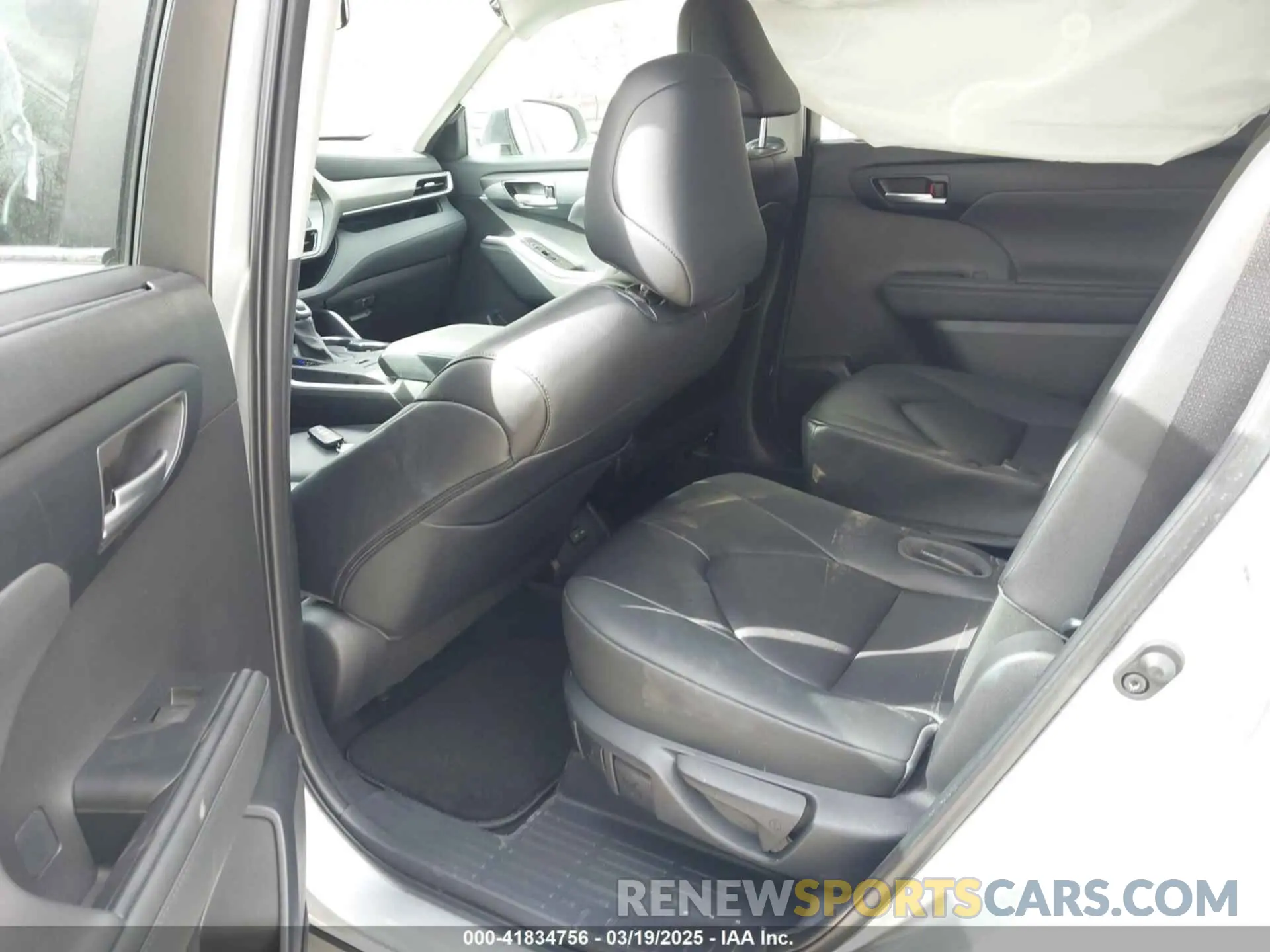 8 Фотография поврежденного автомобиля 5TDKDRBH4PS516082 TOYOTA HIGHLANDER 2023