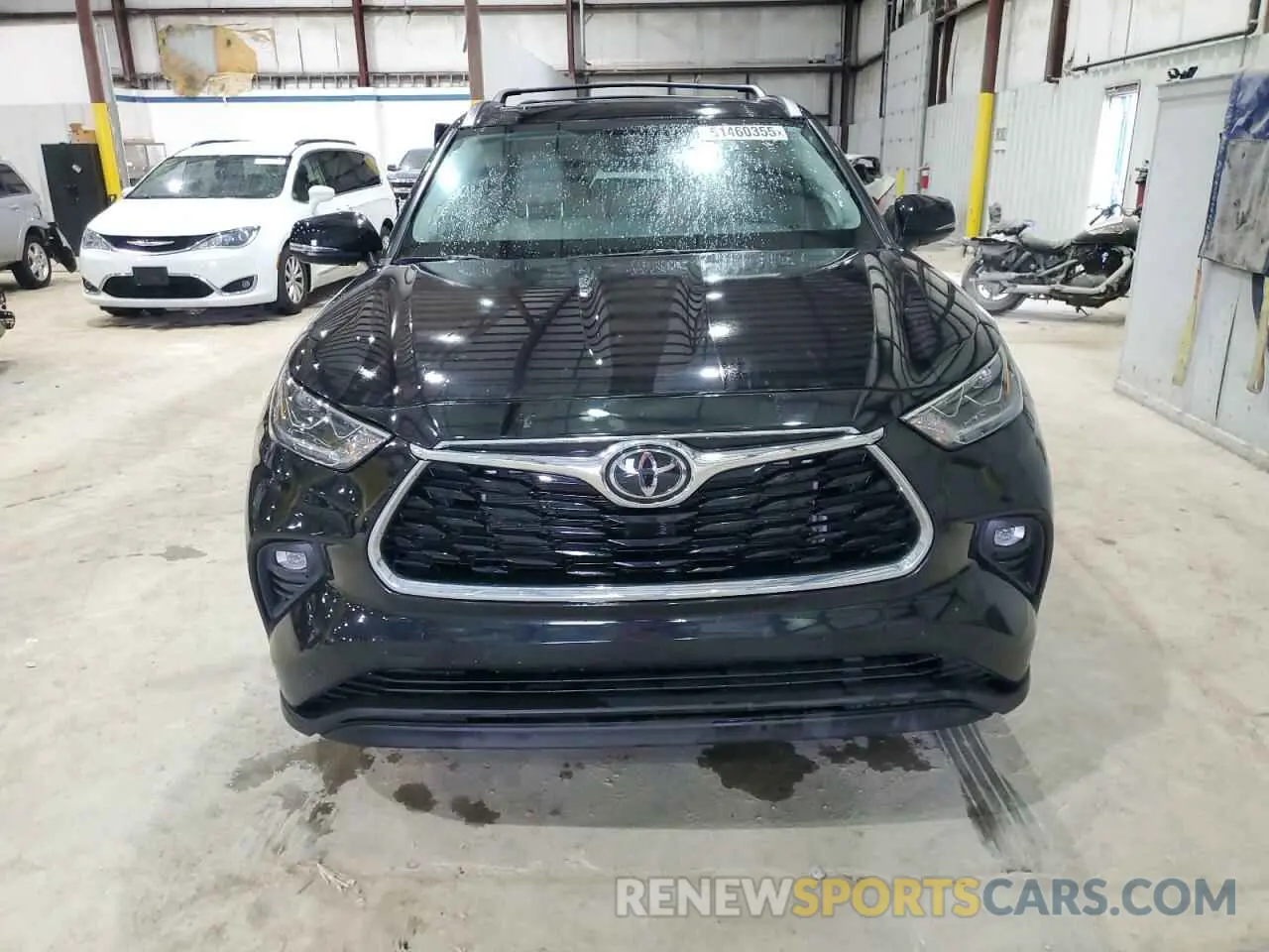 5 Photograph of a damaged car 5TDKDRBH5PS008204 TOYOTA HIGHLANDER 2023