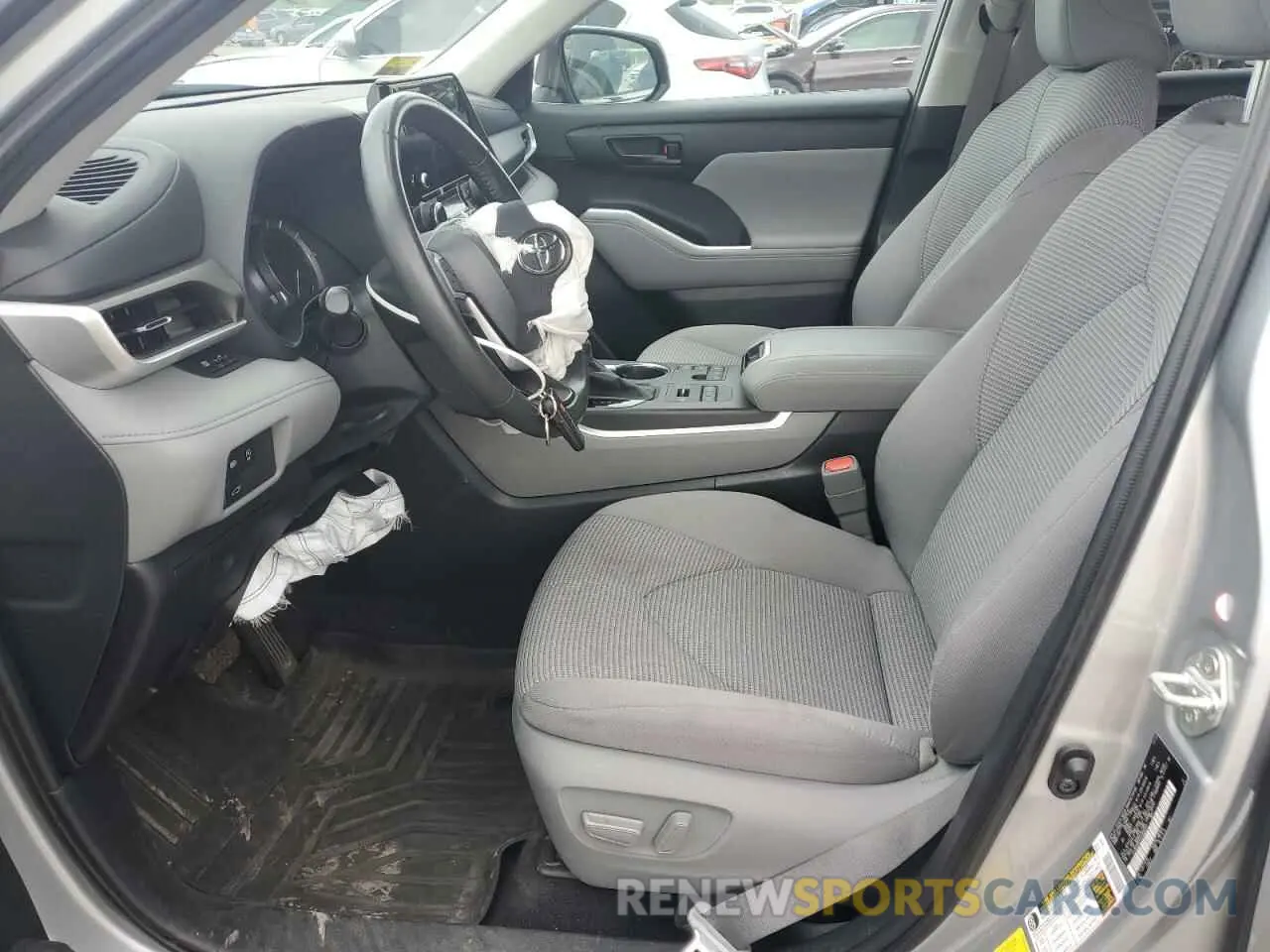 7 Photograph of a damaged car 5TDKDRBH5PS009207 TOYOTA HIGHLANDER 2023