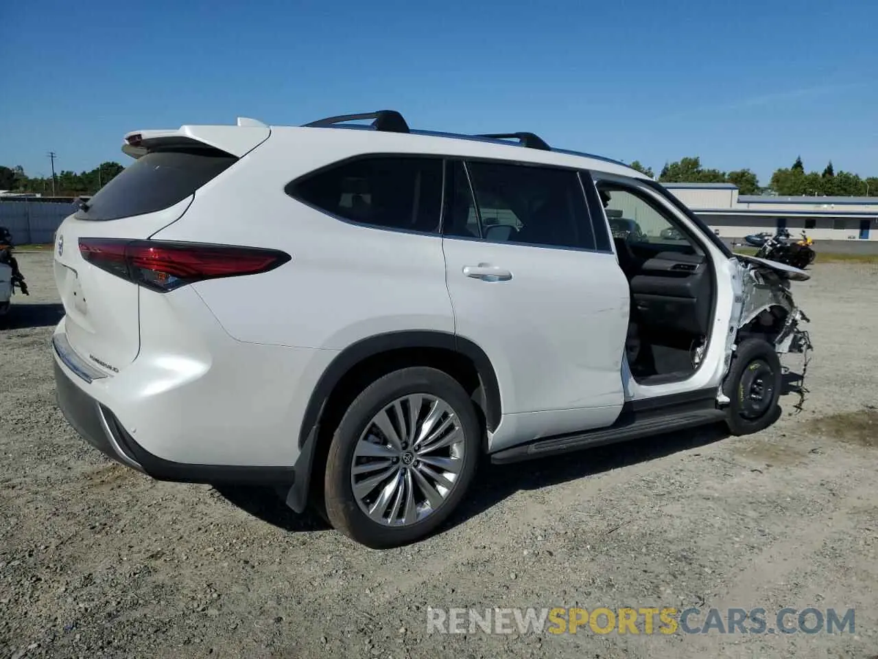 3 Фотография поврежденного автомобиля 5TDKDRBH5PS026654 TOYOTA HIGHLANDER 2023