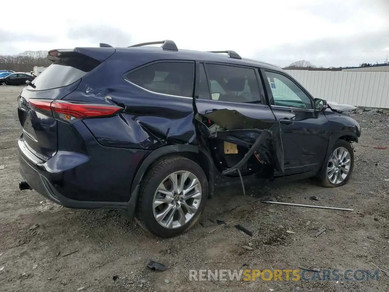 3 Photograph of a damaged car 5TDKDRBH5PS035287 TOYOTA HIGHLANDER 2023