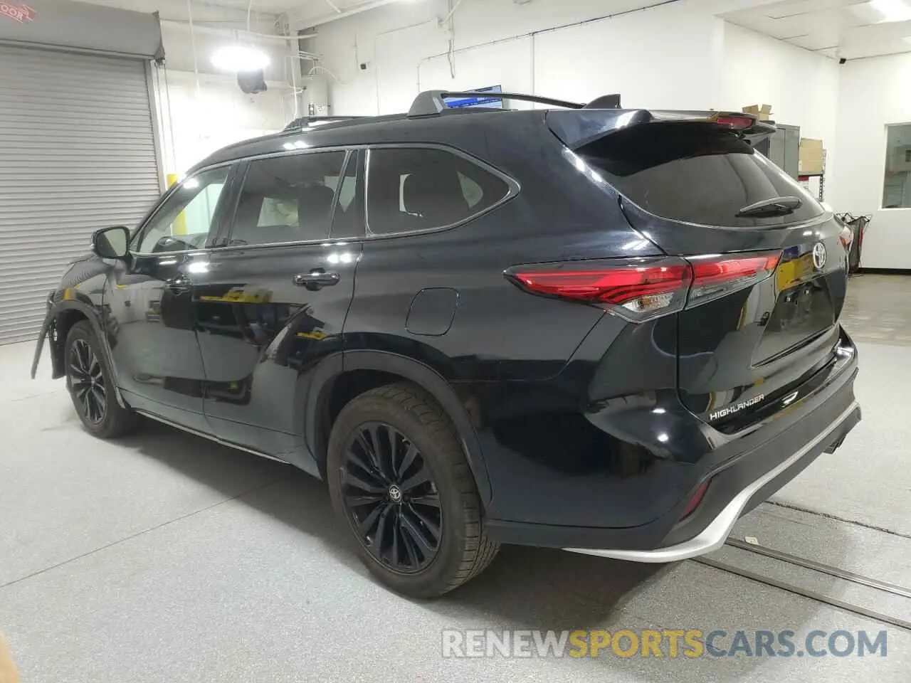 2 Фотография поврежденного автомобиля 5TDKDRBH5PS510162 TOYOTA HIGHLANDER 2023