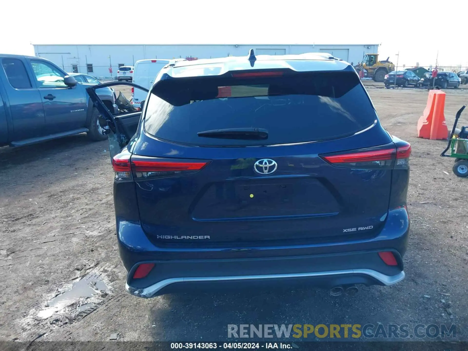16 Photograph of a damaged car 5TDKDRBH6PS016344 TOYOTA HIGHLANDER 2023