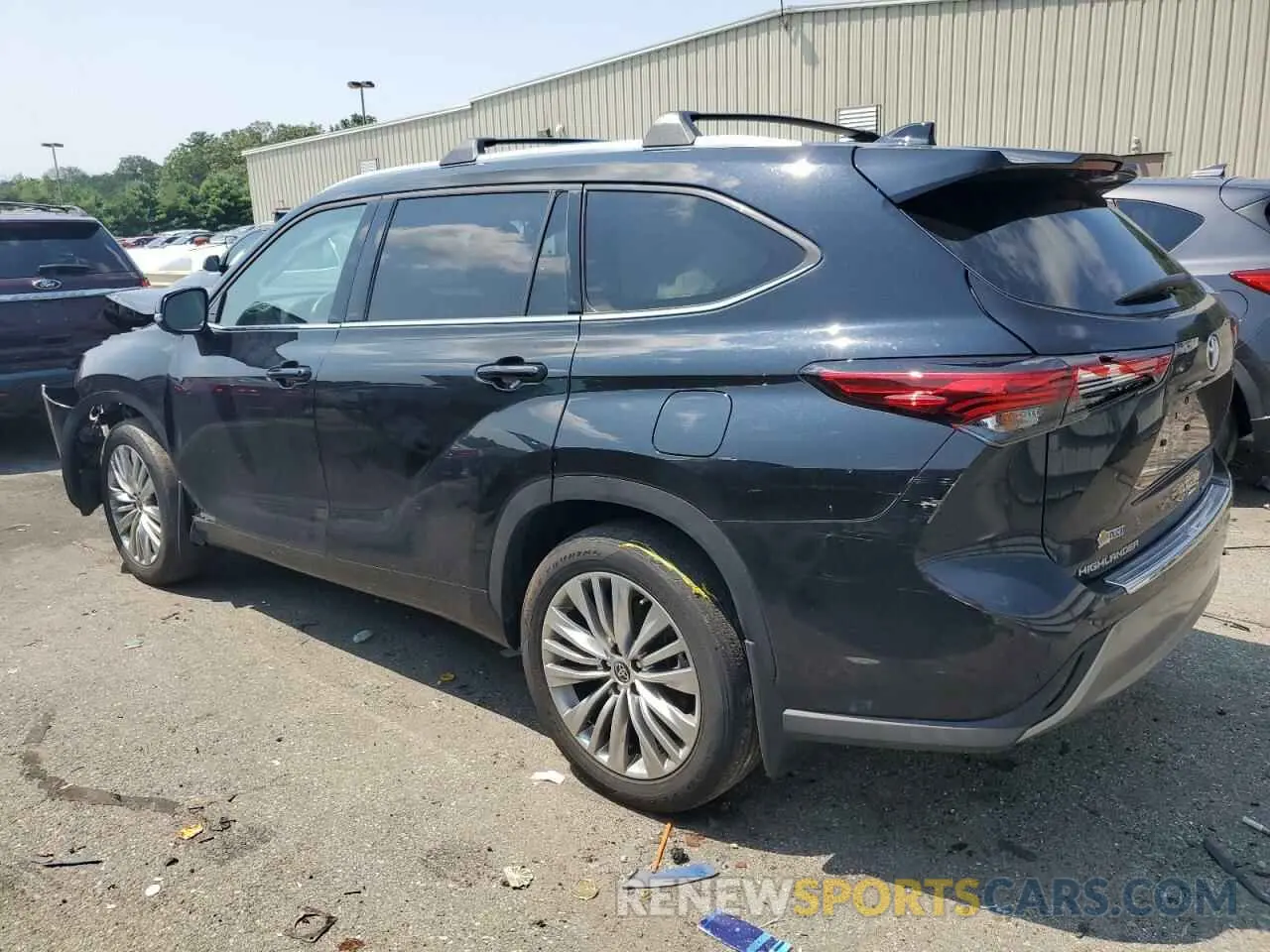 2 Фотография поврежденного автомобиля 5TDKDRBH6PS037128 TOYOTA HIGHLANDER 2023