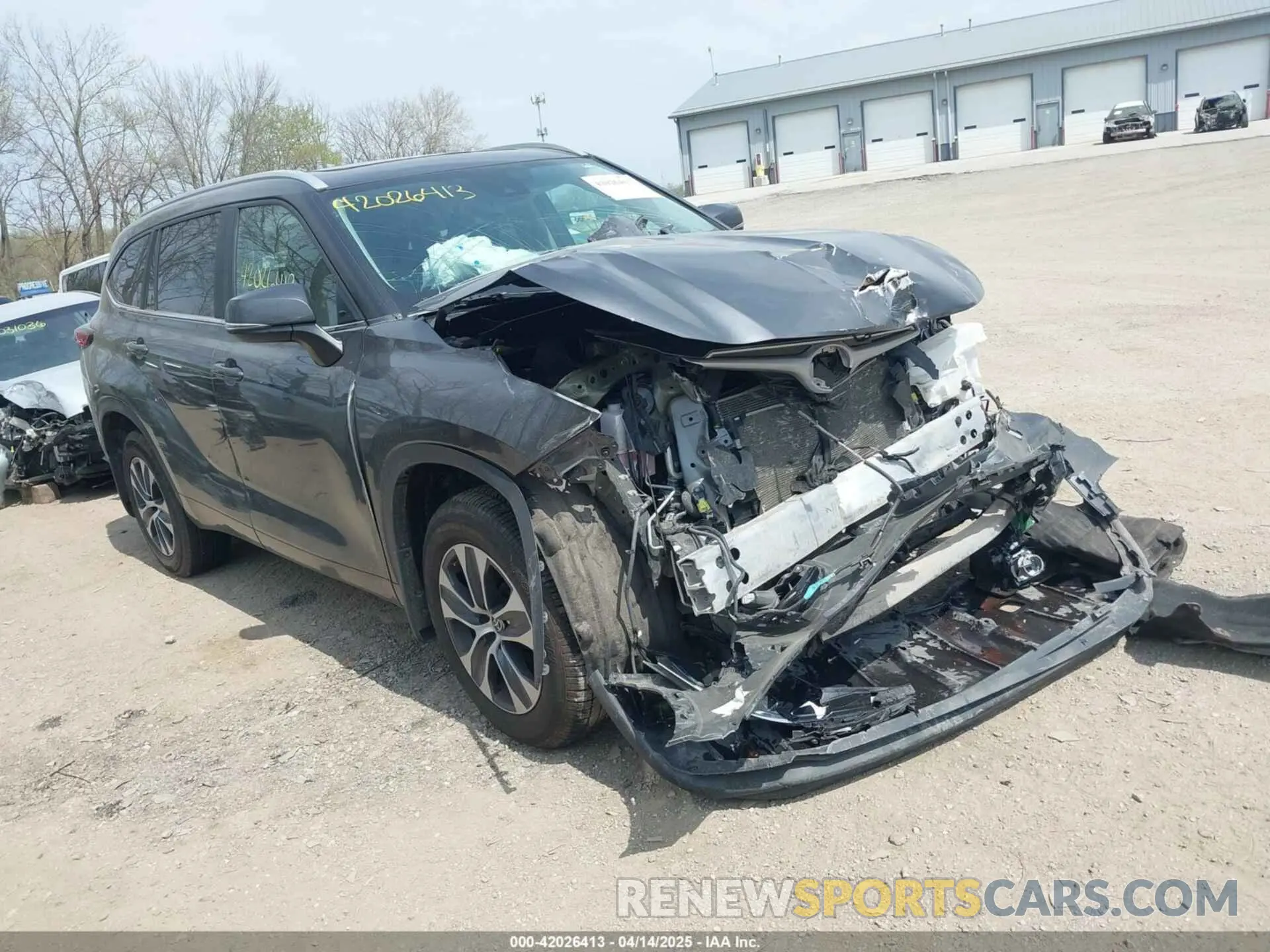 1 Photograph of a damaged car 5TDKDRBH6PS500241 TOYOTA HIGHLANDER 2023