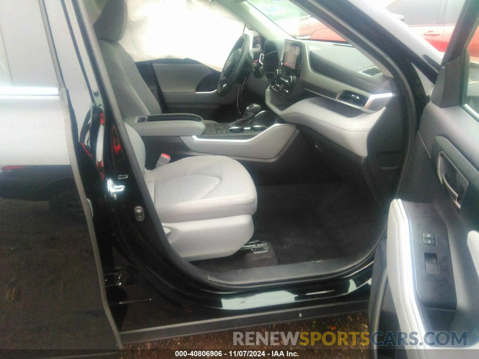 5 Photograph of a damaged car 5TDKDRBH6PS520960 TOYOTA HIGHLANDER 2023