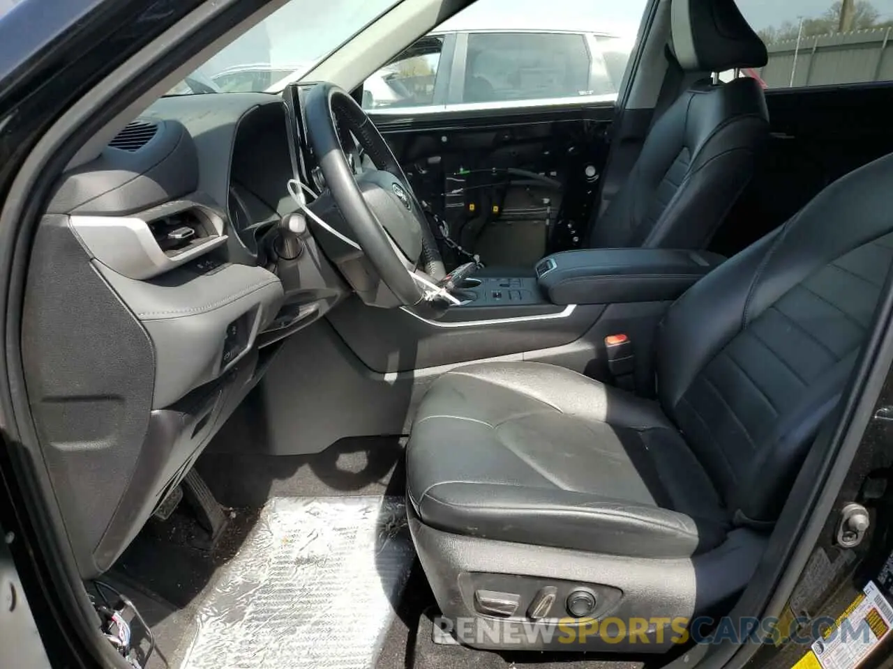 7 Фотография поврежденного автомобиля 5TDKDRBH8PS045795 TOYOTA HIGHLANDER 2023
