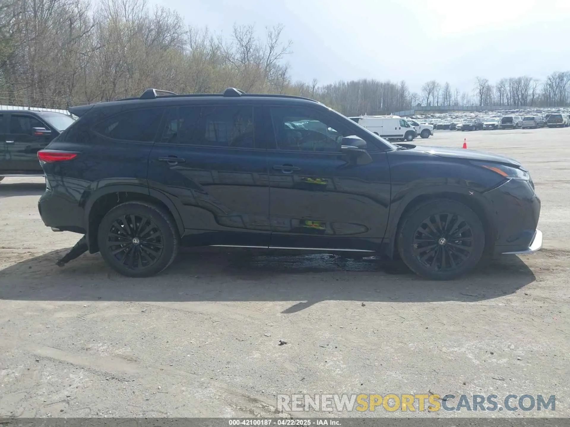 13 Фотография поврежденного автомобиля 5TDKDRBH8PS510656 TOYOTA HIGHLANDER 2023
