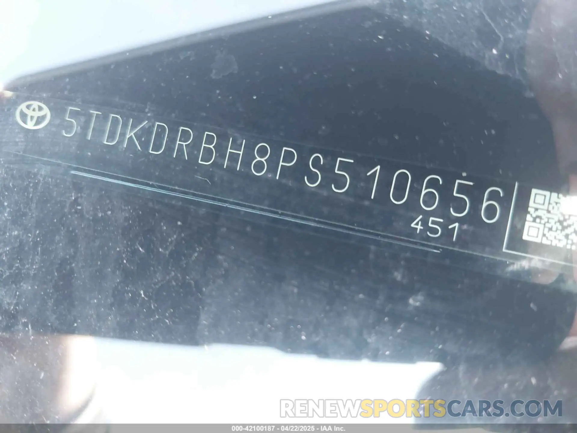 9 Фотография поврежденного автомобиля 5TDKDRBH8PS510656 TOYOTA HIGHLANDER 2023