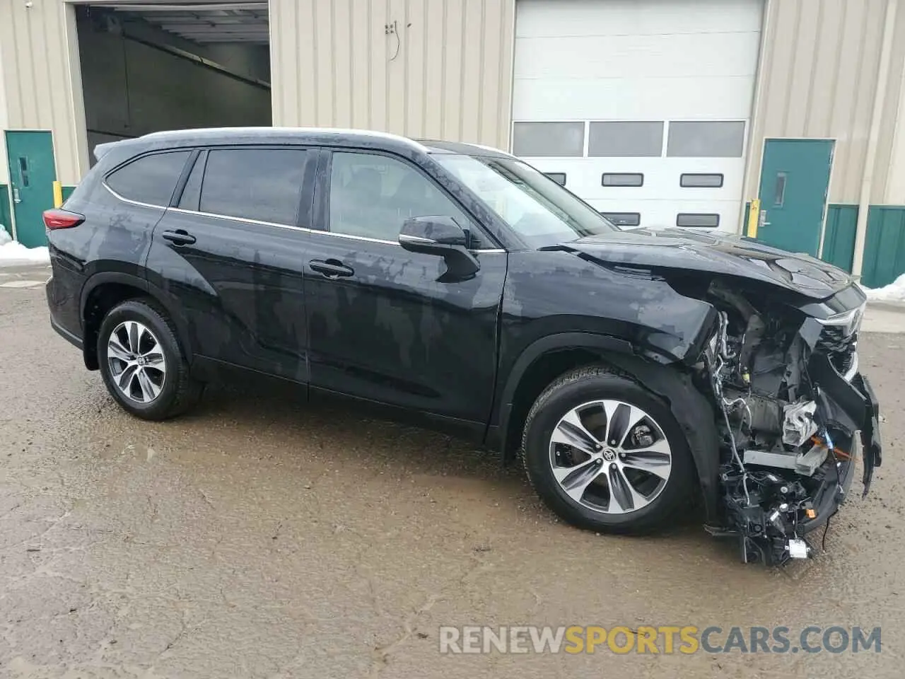 4 Photograph of a damaged car 5TDKDRBH9PS025099 TOYOTA HIGHLANDER 2023
