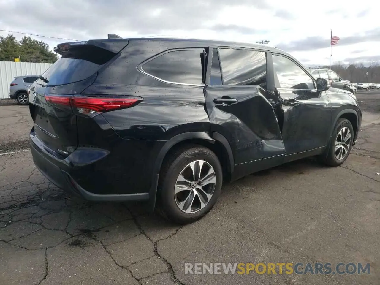 3 Photograph of a damaged car 5TDKDRBH9PS508804 TOYOTA HIGHLANDER 2023