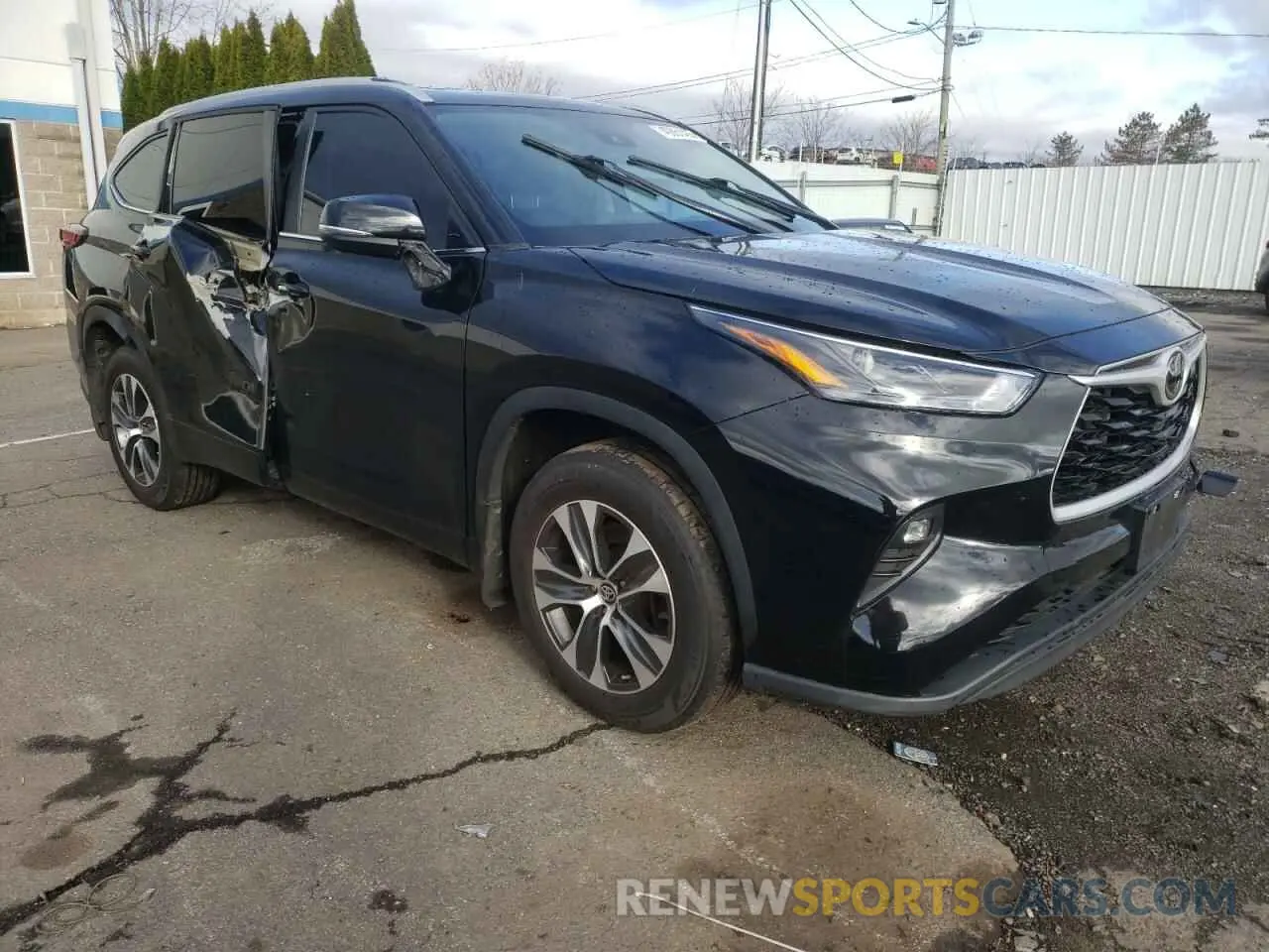 4 Photograph of a damaged car 5TDKDRBH9PS508804 TOYOTA HIGHLANDER 2023