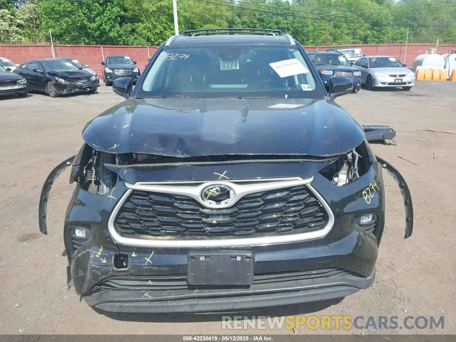 12 Photograph of a damaged car 5TDKDRBHXPS030361 TOYOTA HIGHLANDER 2023