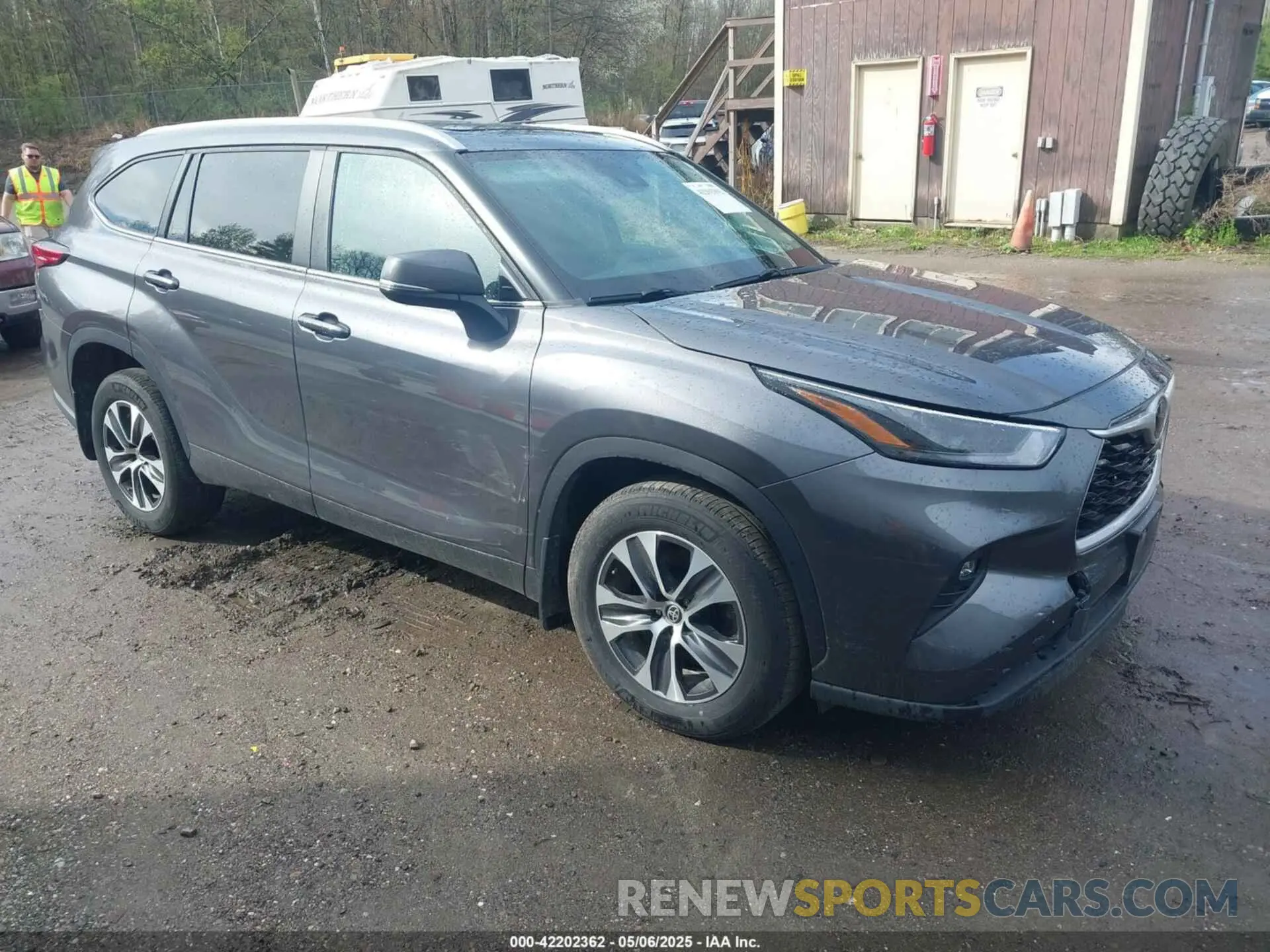 1 Фотография поврежденного автомобиля 5TDKDRBHXPS032904 TOYOTA HIGHLANDER 2023