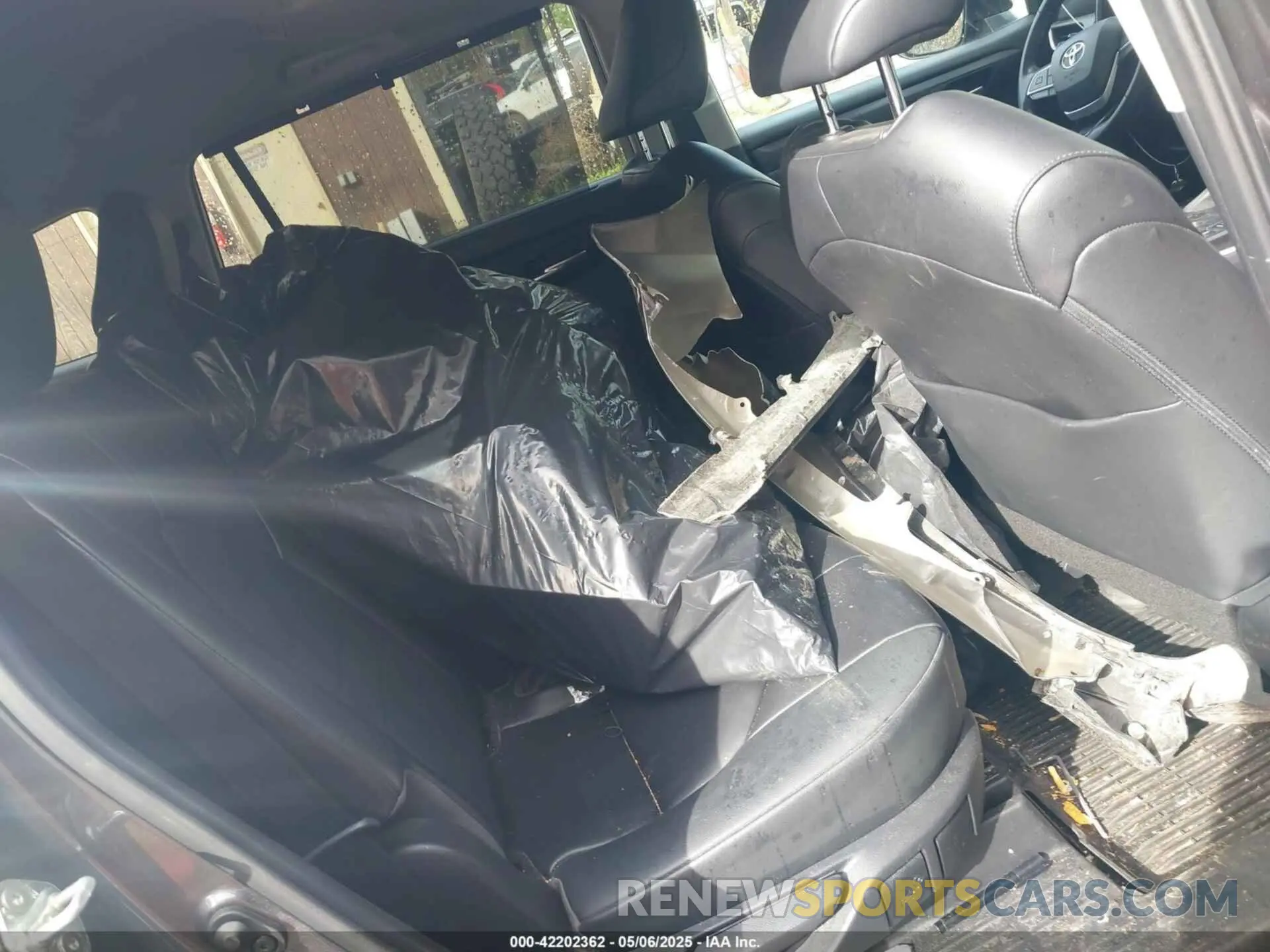 8 Фотография поврежденного автомобиля 5TDKDRBHXPS032904 TOYOTA HIGHLANDER 2023