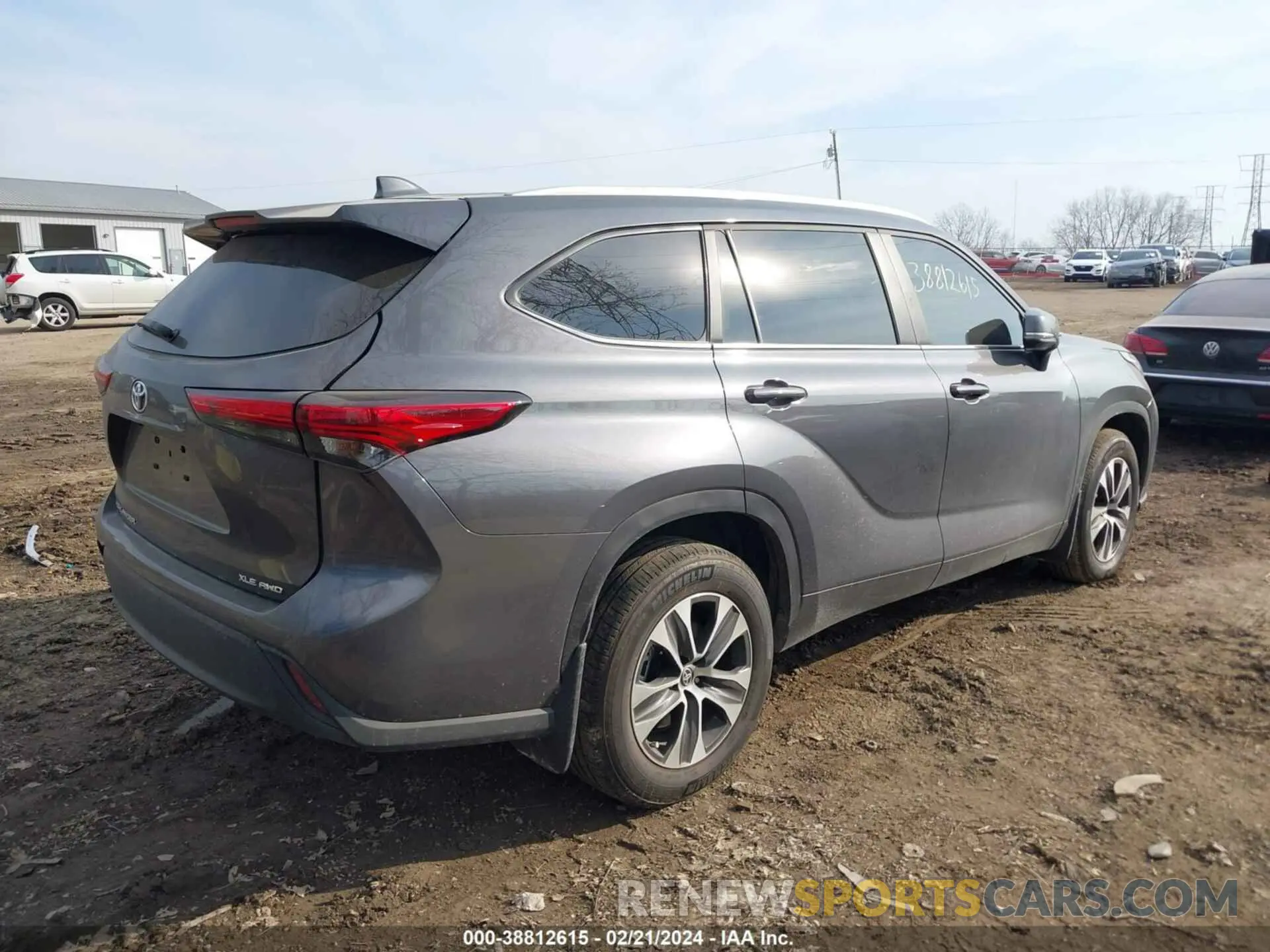4 Фотография поврежденного автомобиля 5TDKDRBHXPS036242 TOYOTA HIGHLANDER 2023