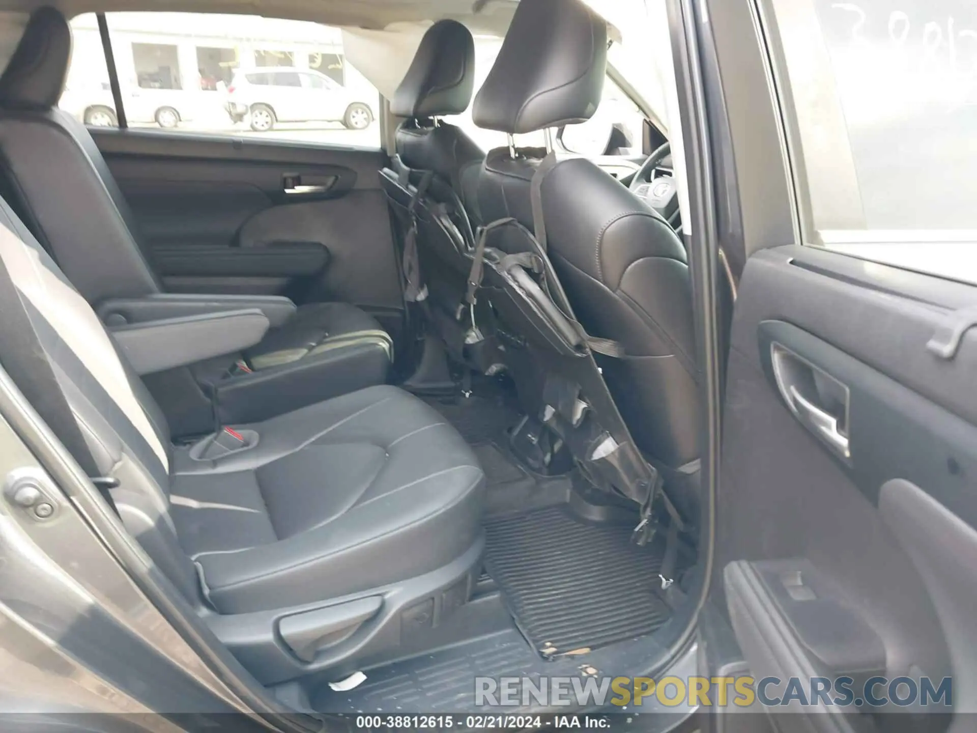8 Фотография поврежденного автомобиля 5TDKDRBHXPS036242 TOYOTA HIGHLANDER 2023