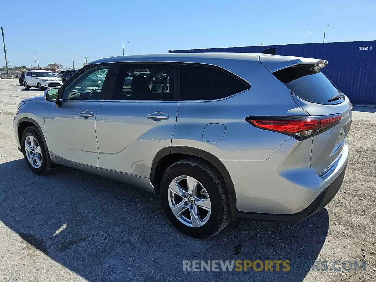 2 Photograph of a damaged car 5TDKDRBHXPS040808 TOYOTA HIGHLANDER 2023
