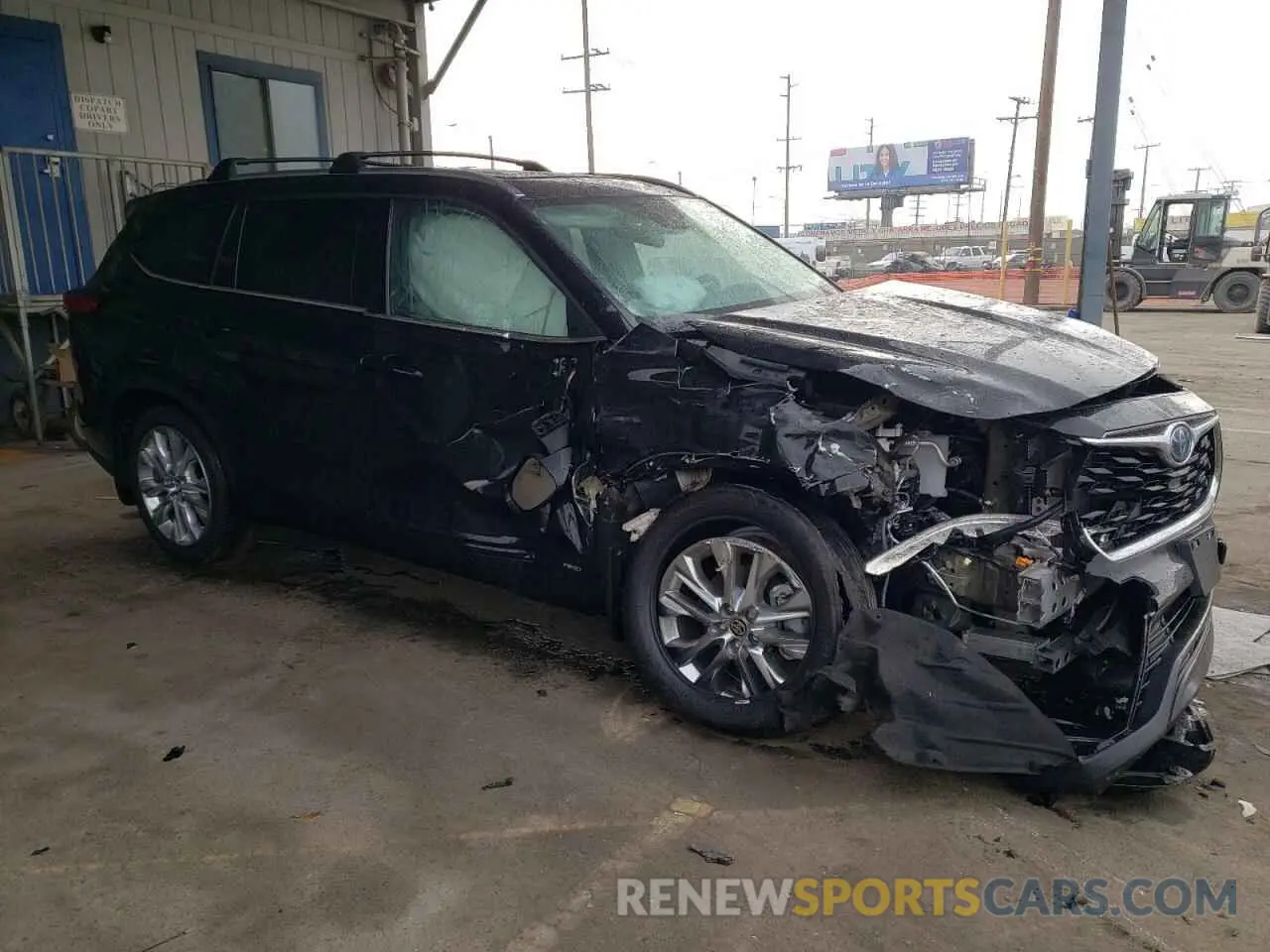 4 Фотография поврежденного автомобиля 5TDXBRCH7PS125051 TOYOTA HIGHLANDER 2023