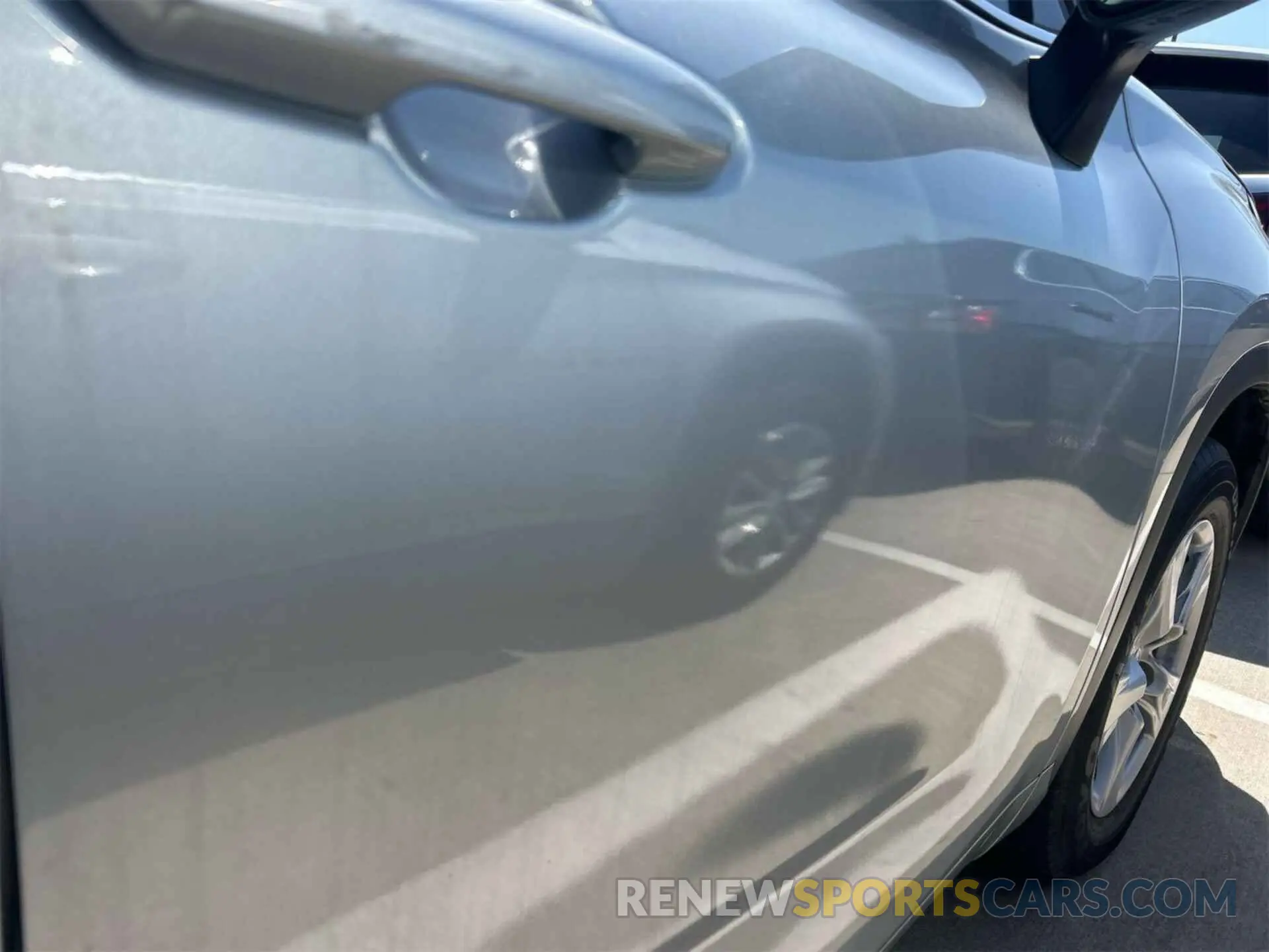 28 Photograph of a damaged car 5TDZARAH7PS021609 TOYOTA HIGHLANDER 2023