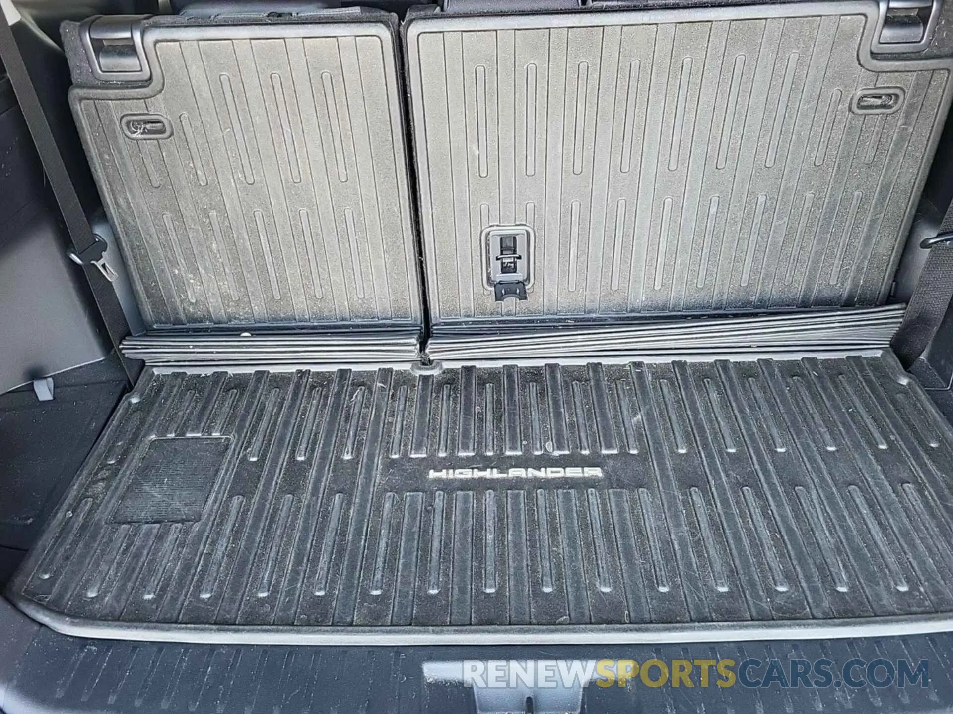 18 Фотография поврежденного автомобиля 5TDZARAH7PS527697 TOYOTA HIGHLANDER 2023